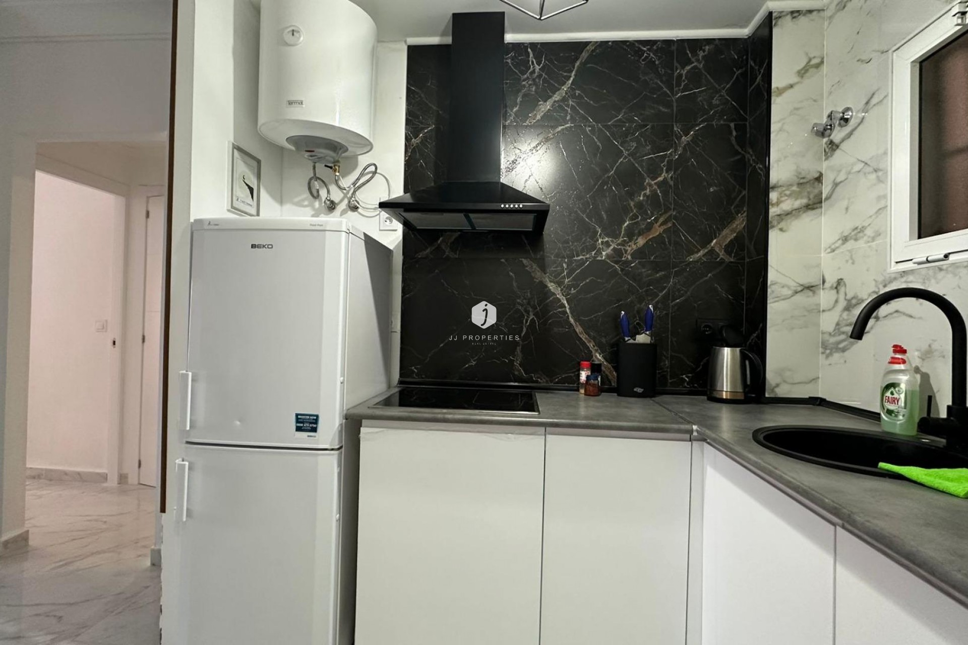 Resale - Apartment / flat -
Torrevieja