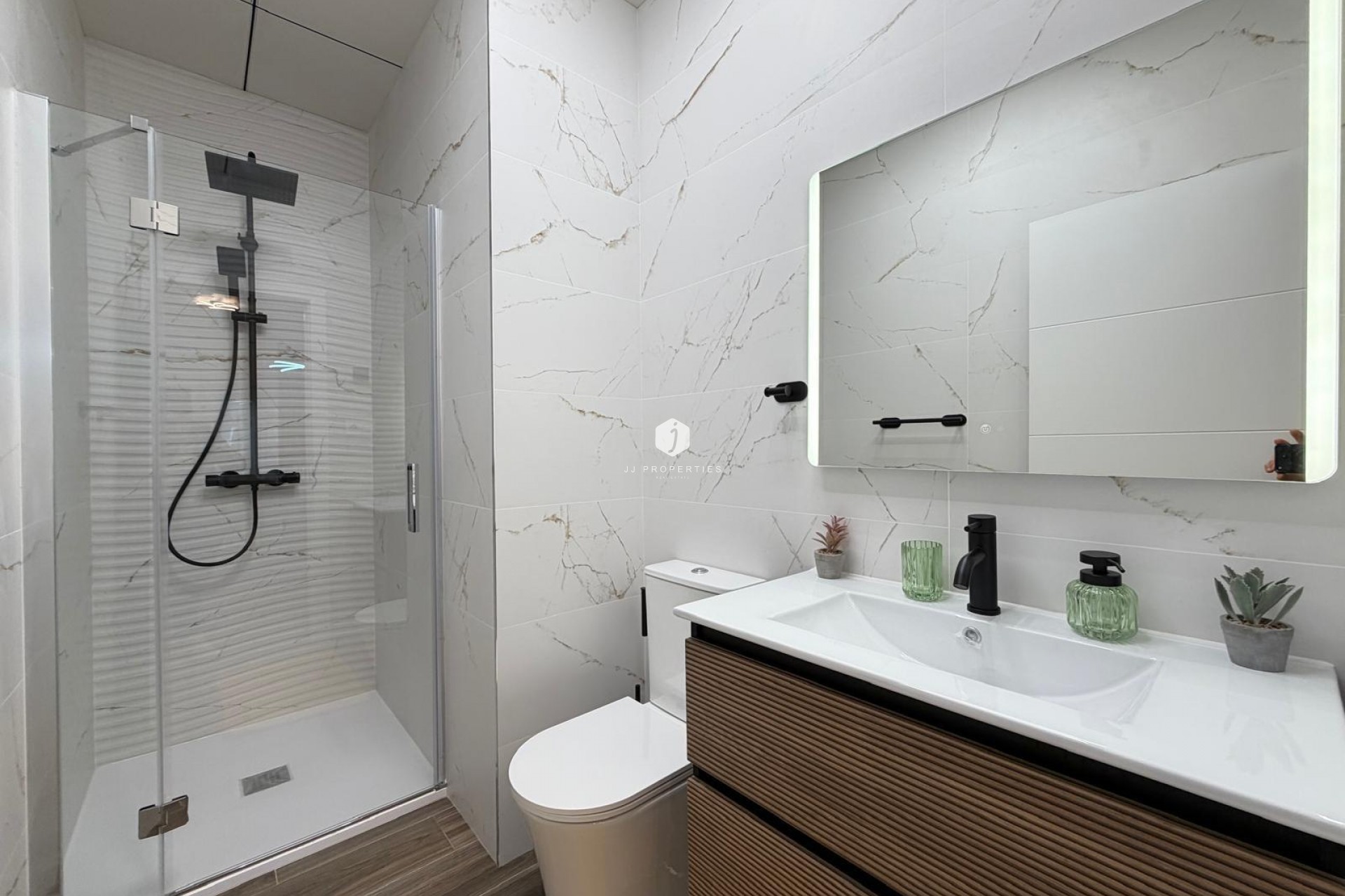 Resale - Apartment / flat -
Torrevieja