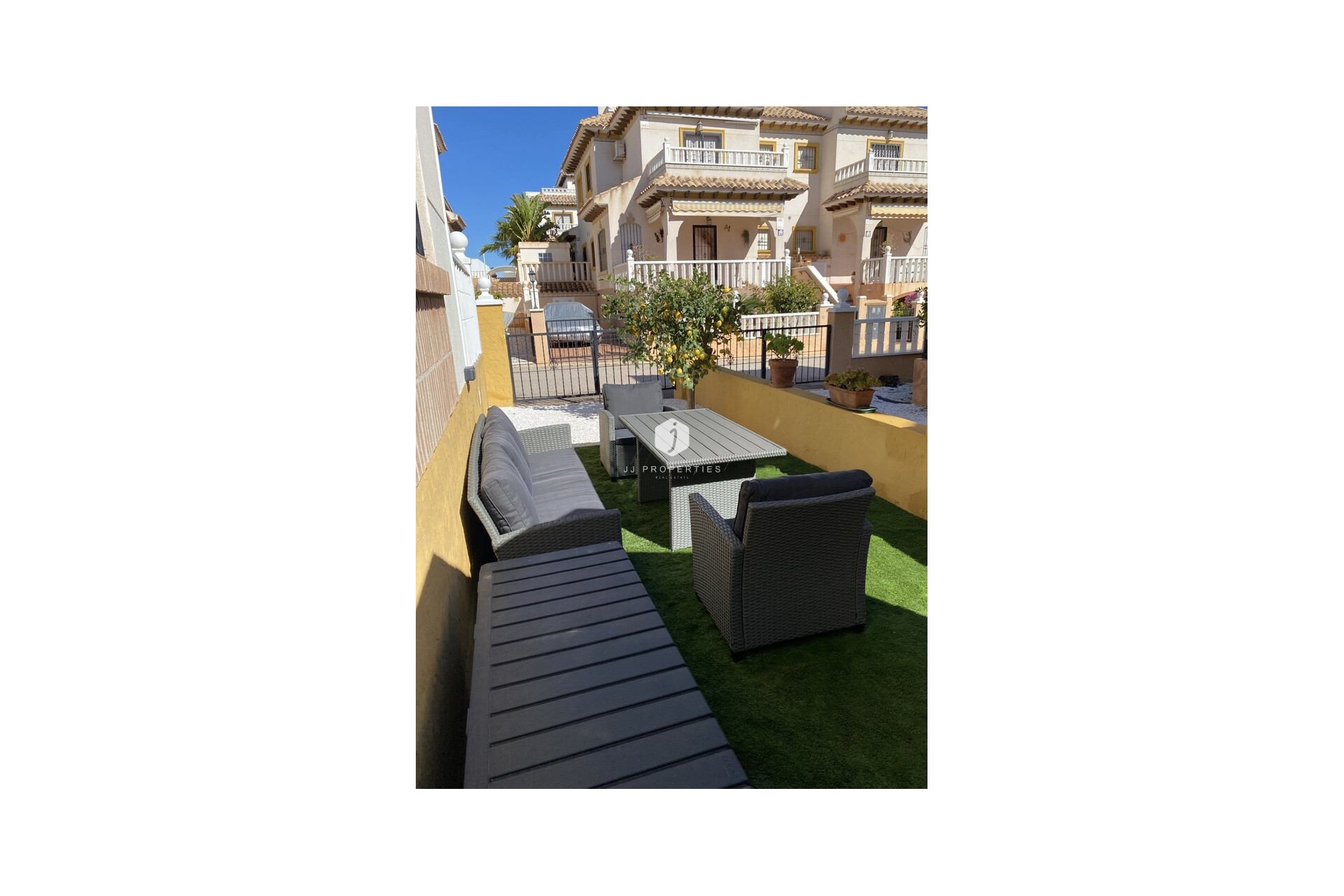 Resale - Bungalow -
Lomas de Caboroig - Costa Blanca