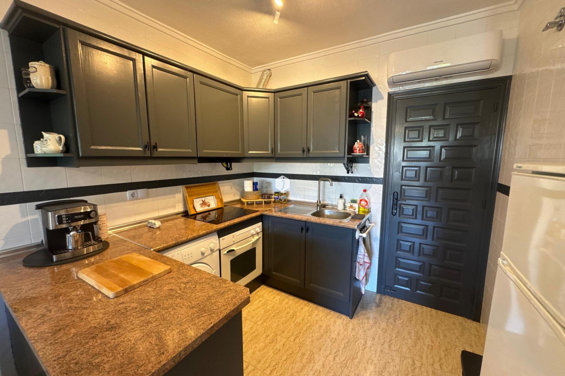 Resale - Bungalow -
Orihuela Costa - Costa Blanca