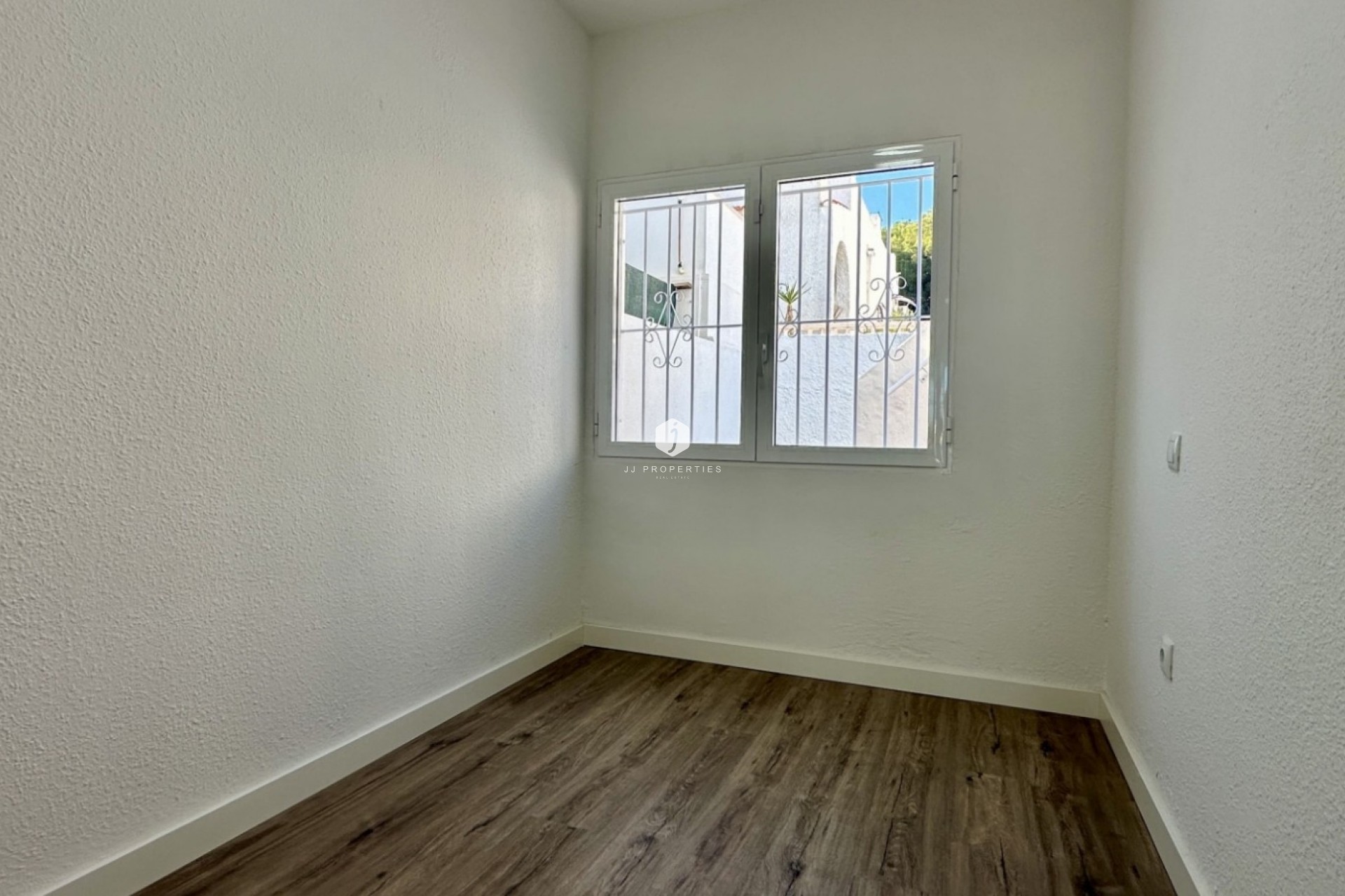 Resale - Bungalow -
Orihuela Costa - Costa Blanca