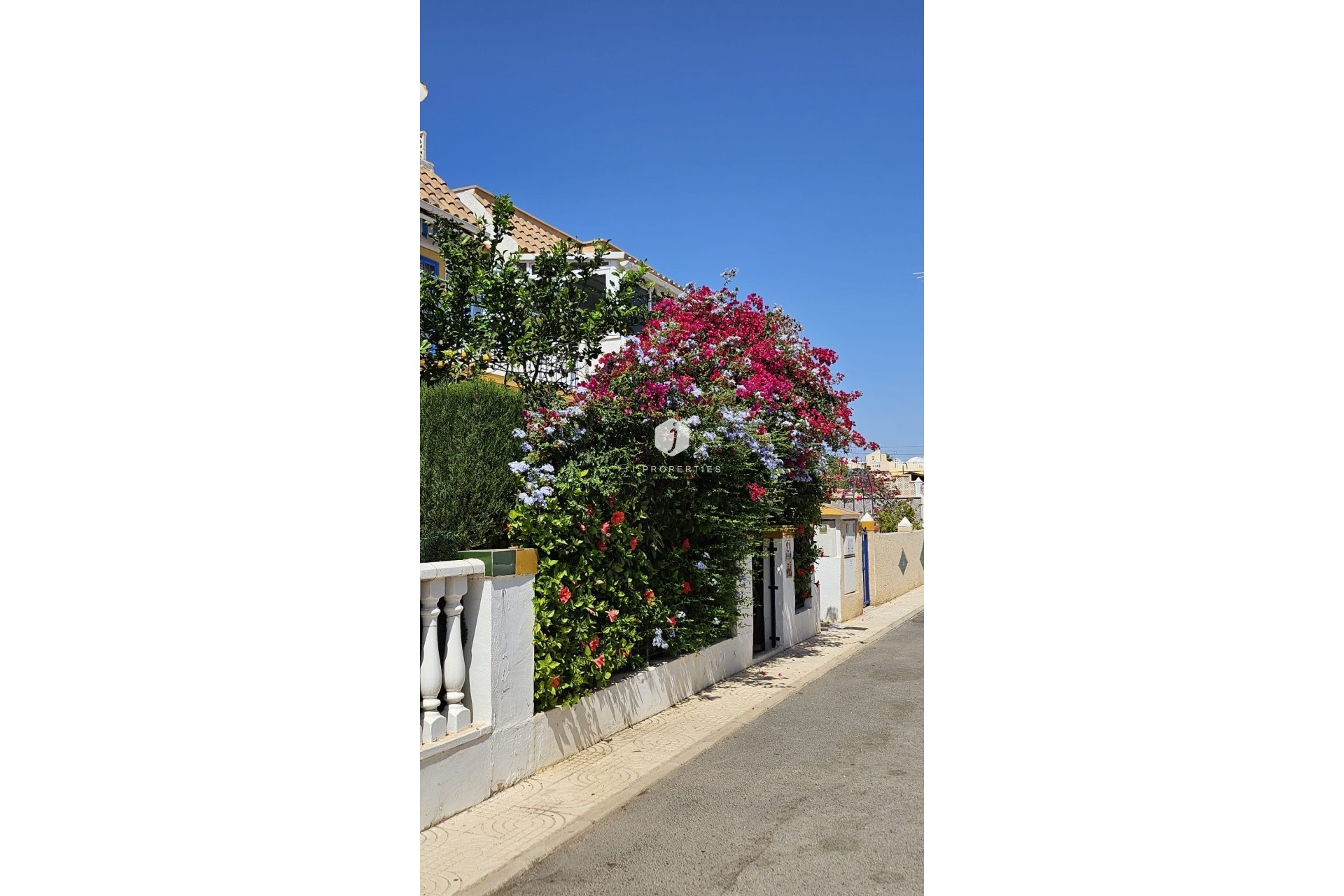 Resale - Bungalow -
Orihuela Costa - Costa Blanca