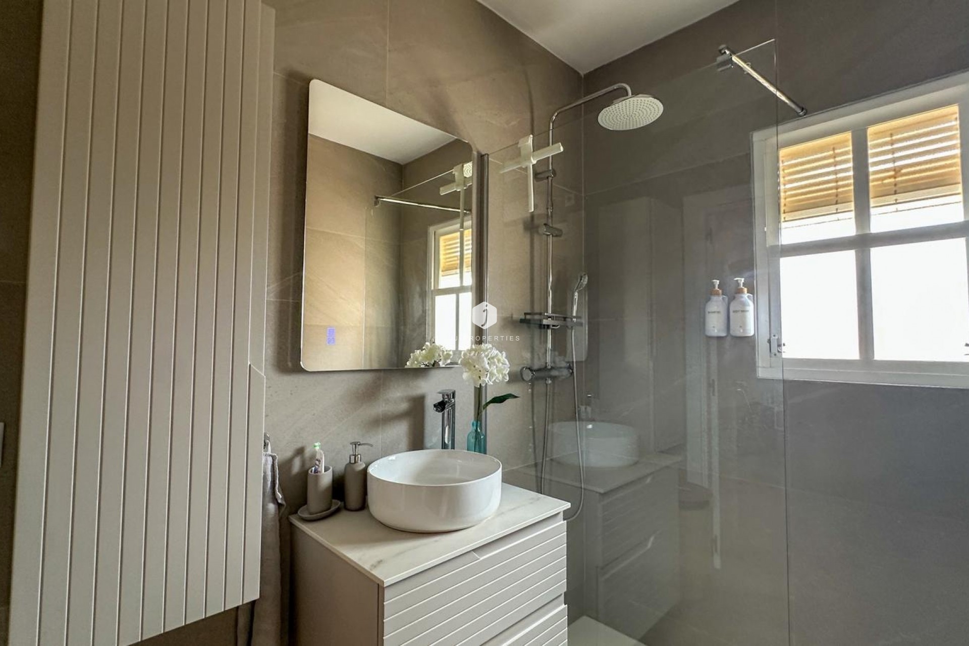 Resale - Bungalow -
Orihuela Costa - Costa Blanca
