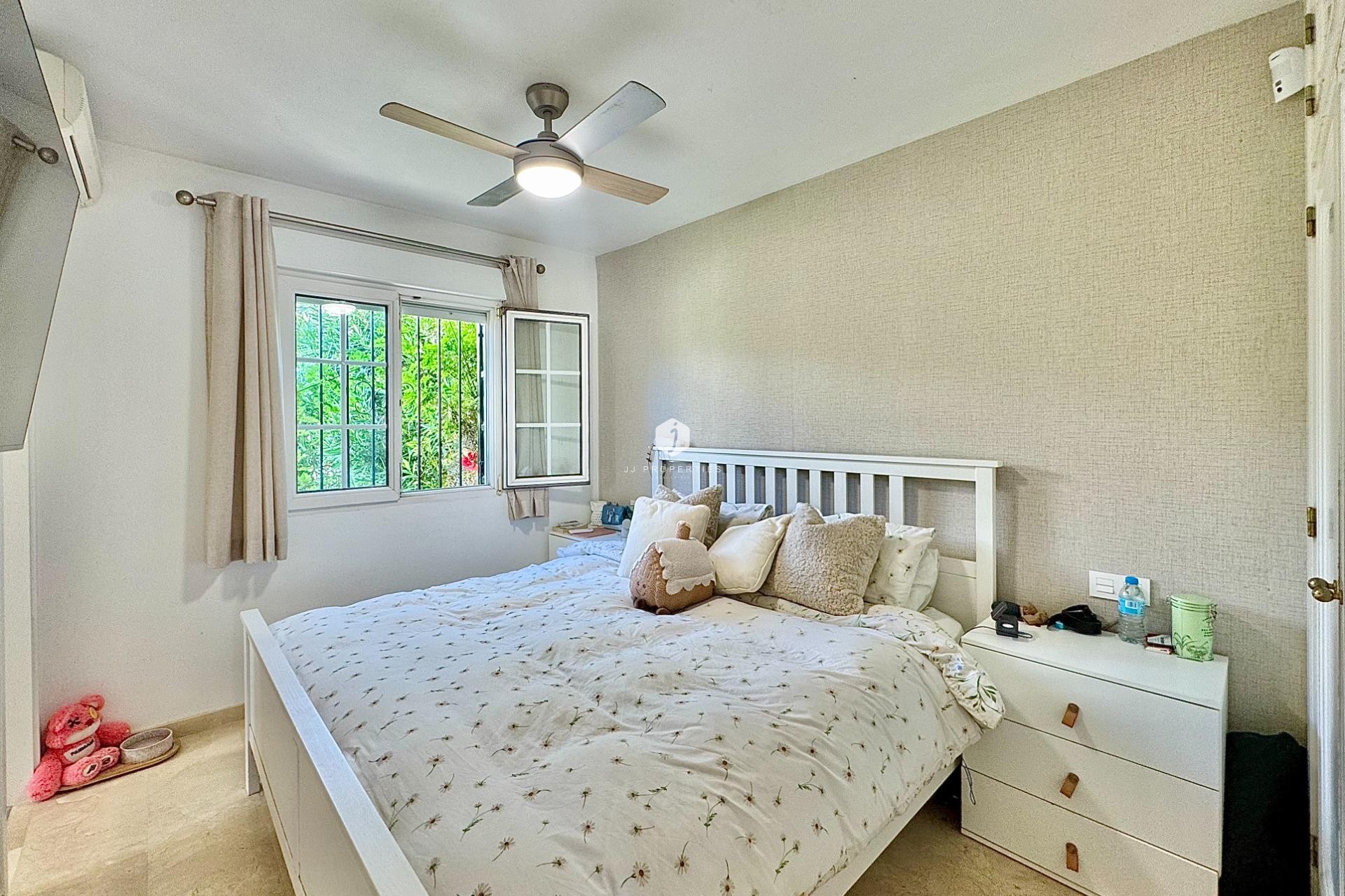 Resale - Bungalow -
Orihuela Costa - Villamartín-las Filipinas