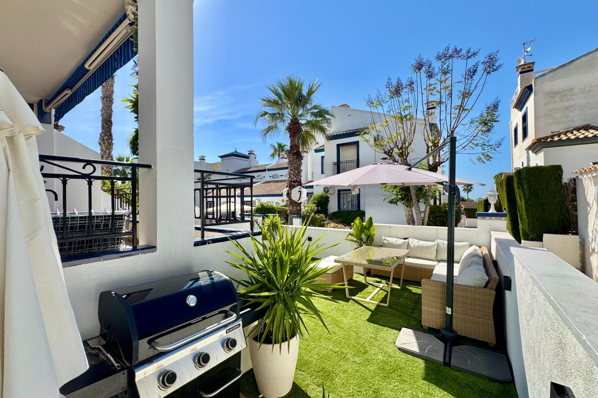 Resale - Bungalow -
Orihuela Costa - Villamartín-las Filipinas
