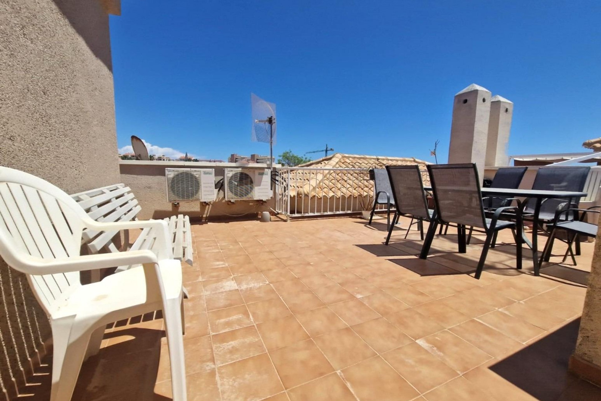 Resale - Bungalow -
Torrevieja - Aguas Nuevas 1