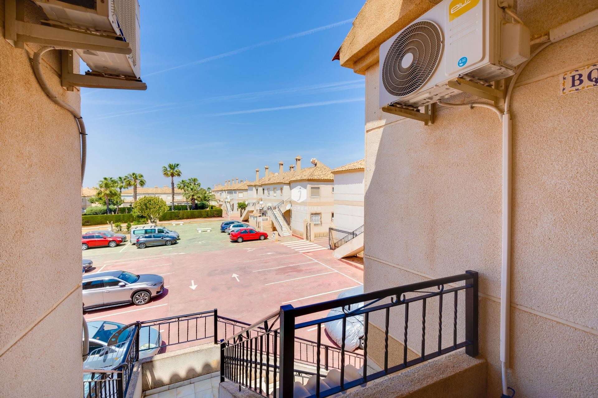 Resale - Bungalow -
Torrevieja - aguas nuevas