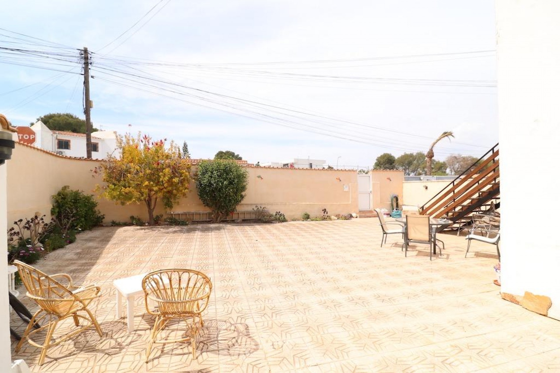 Resale - Bungalow -
Torrevieja - Costa Blanca