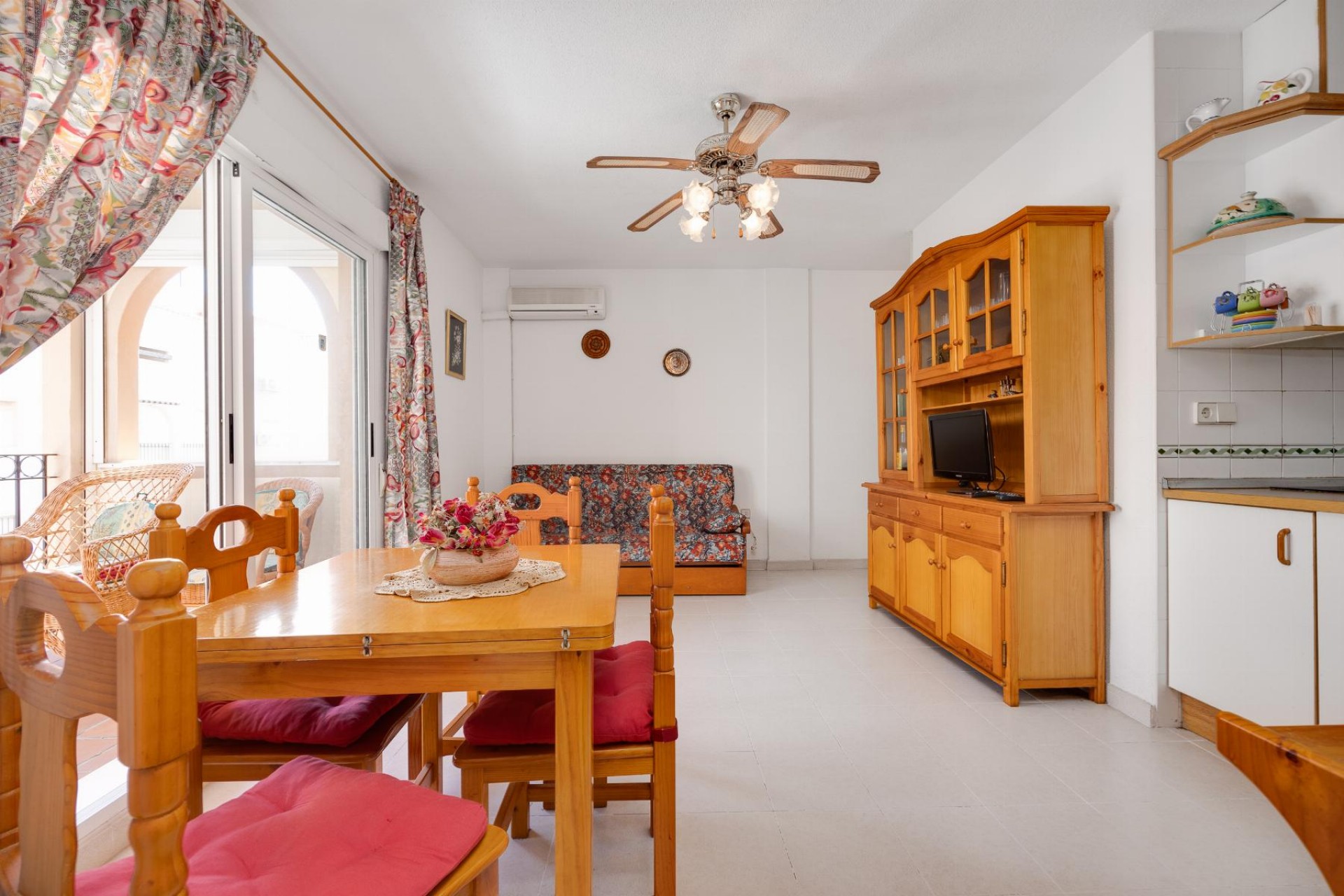 Resale - Bungalow -
Torrevieja - Costa Blanca