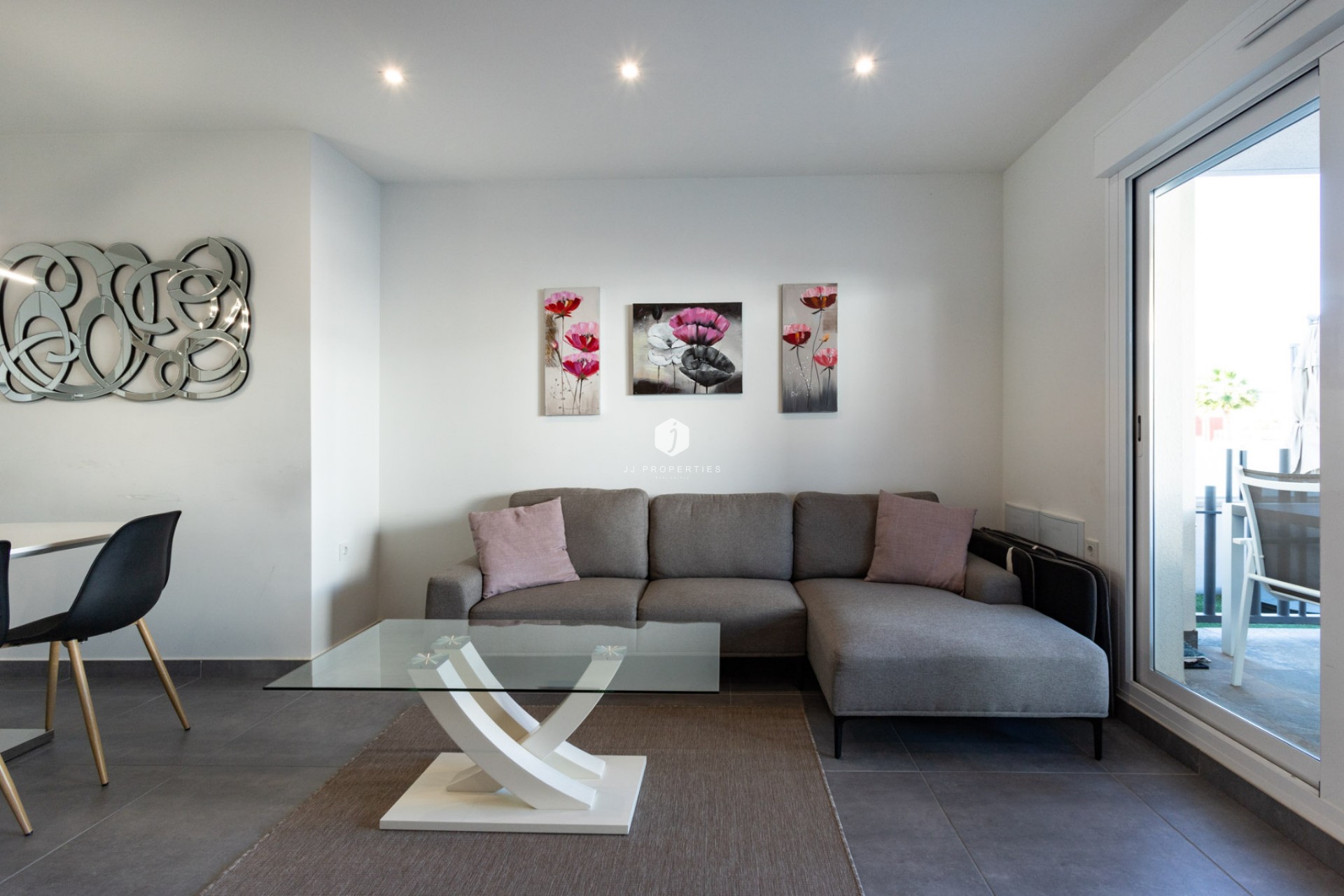 Resale - Bungalow -
Torrevieja - Costa Blanca