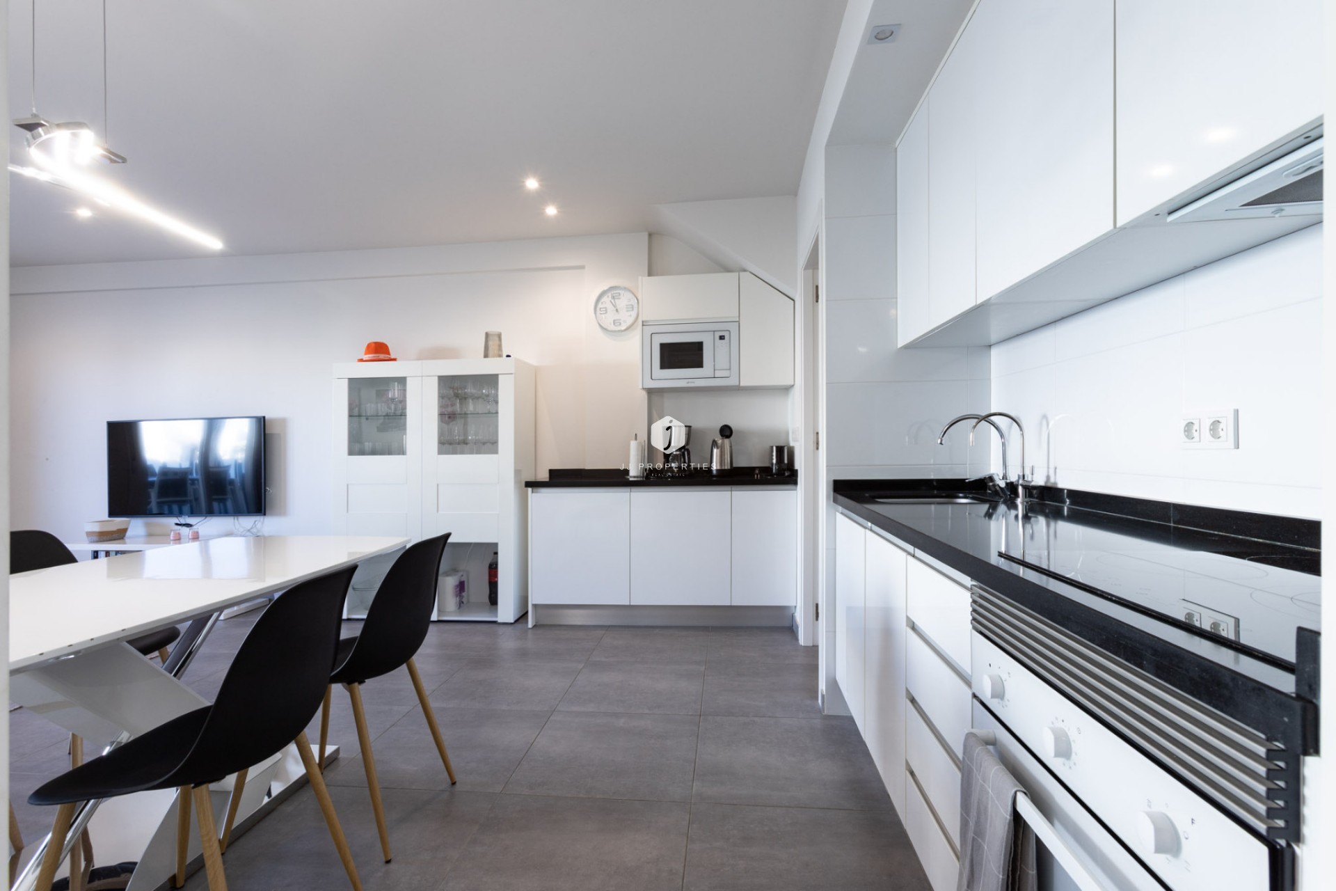 Resale - Bungalow -
Torrevieja - Costa Blanca