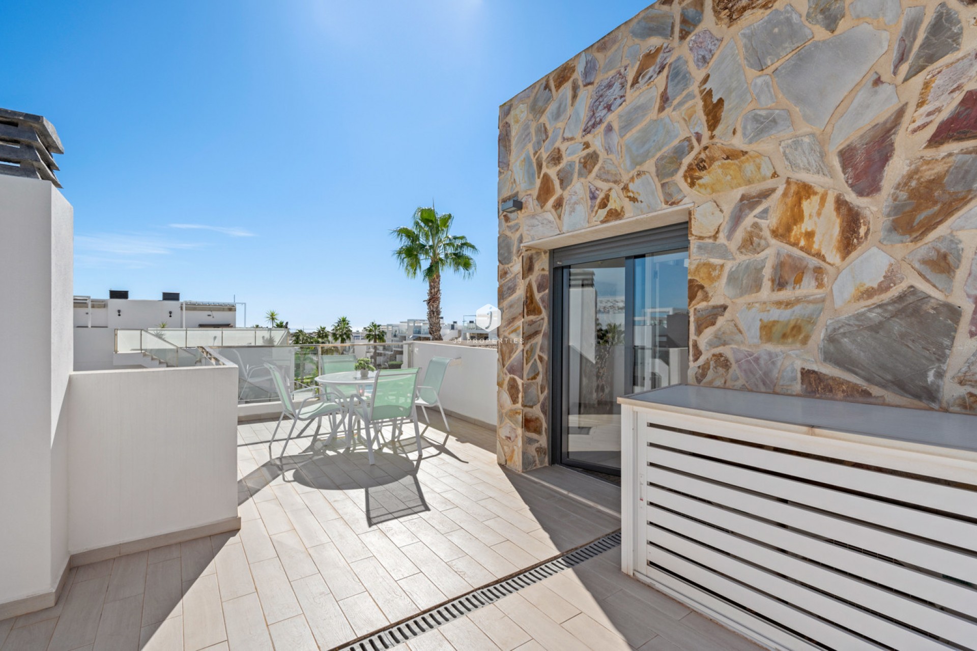 Resale - Bungalow -
Torrevieja - Costa Blanca