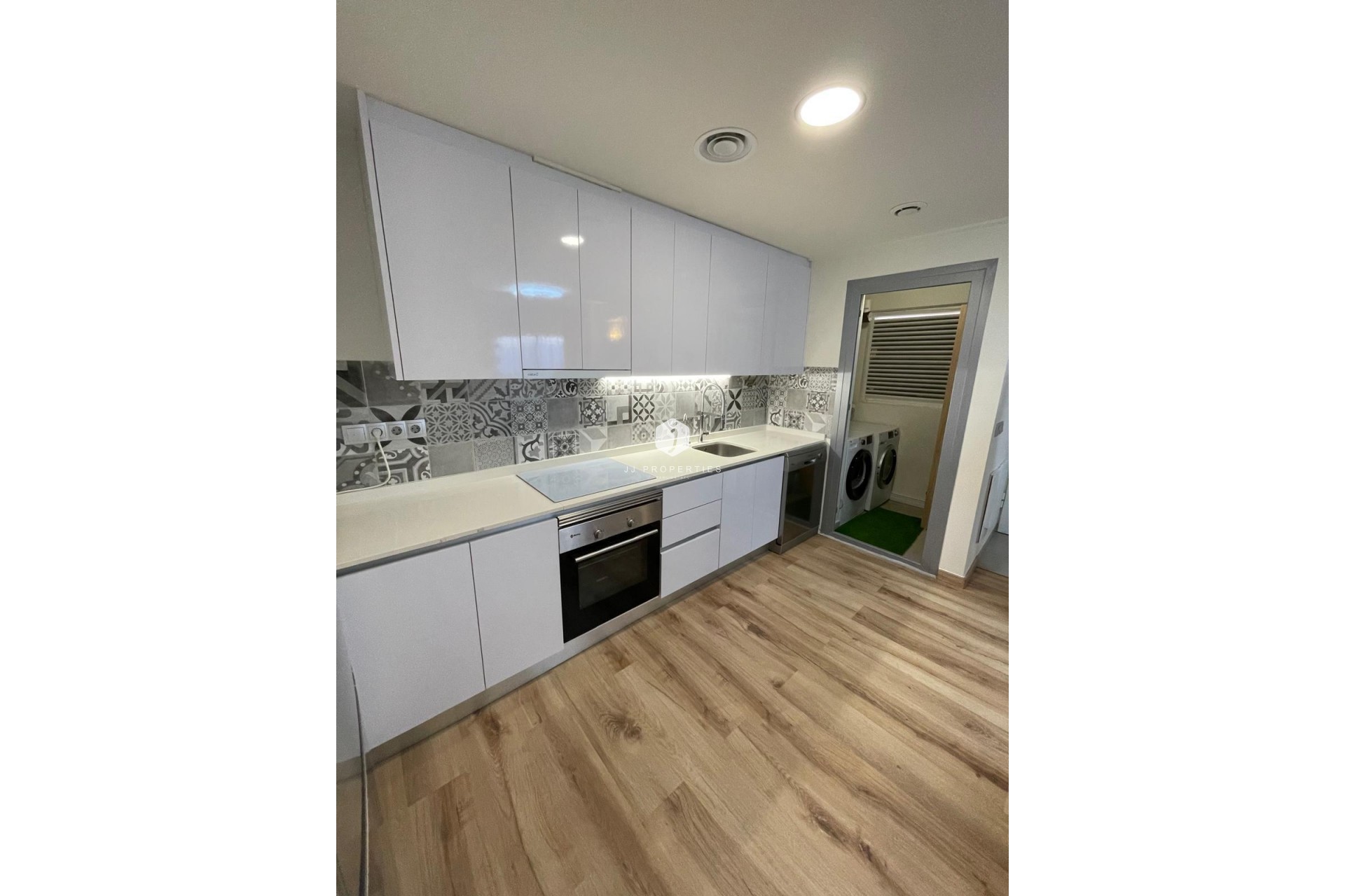 Resale - Bungalow -
Torrevieja - Costa Blanca