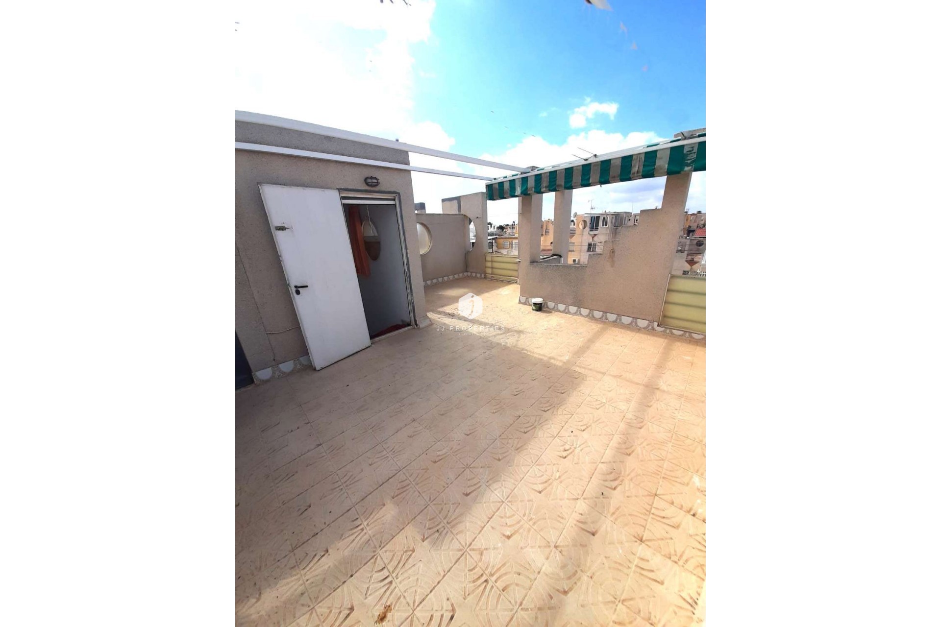 Resale - Bungalow -
Torrevieja - Costa Blanca