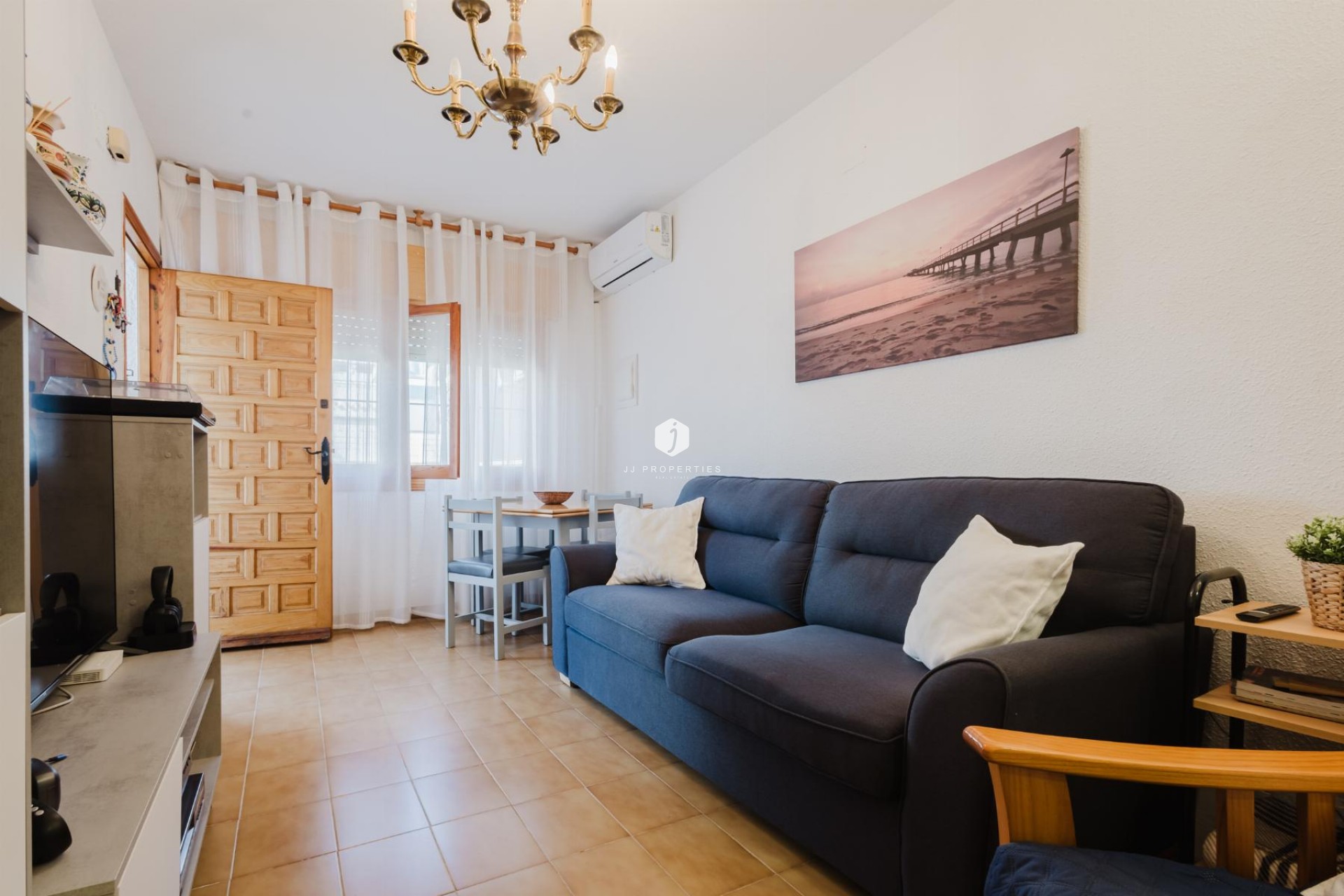 Resale - Bungalow -
Torrevieja - Costa Blanca