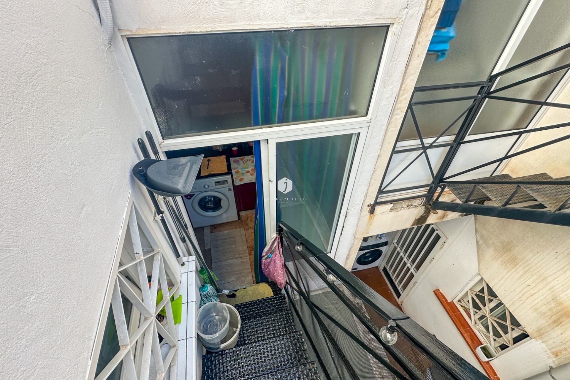 Resale - Bungalow -
Torrevieja - Costa Blanca