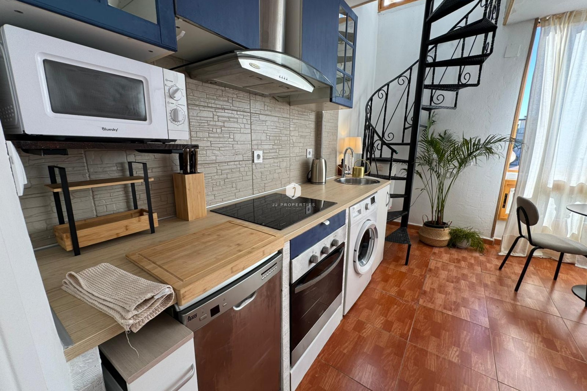 Resale - Bungalow -
Torrevieja - Costa Blanca