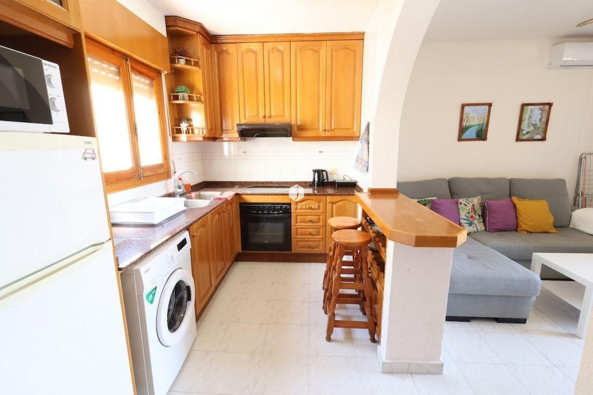 Resale - Bungalow -
Torrevieja - Costa Blanca