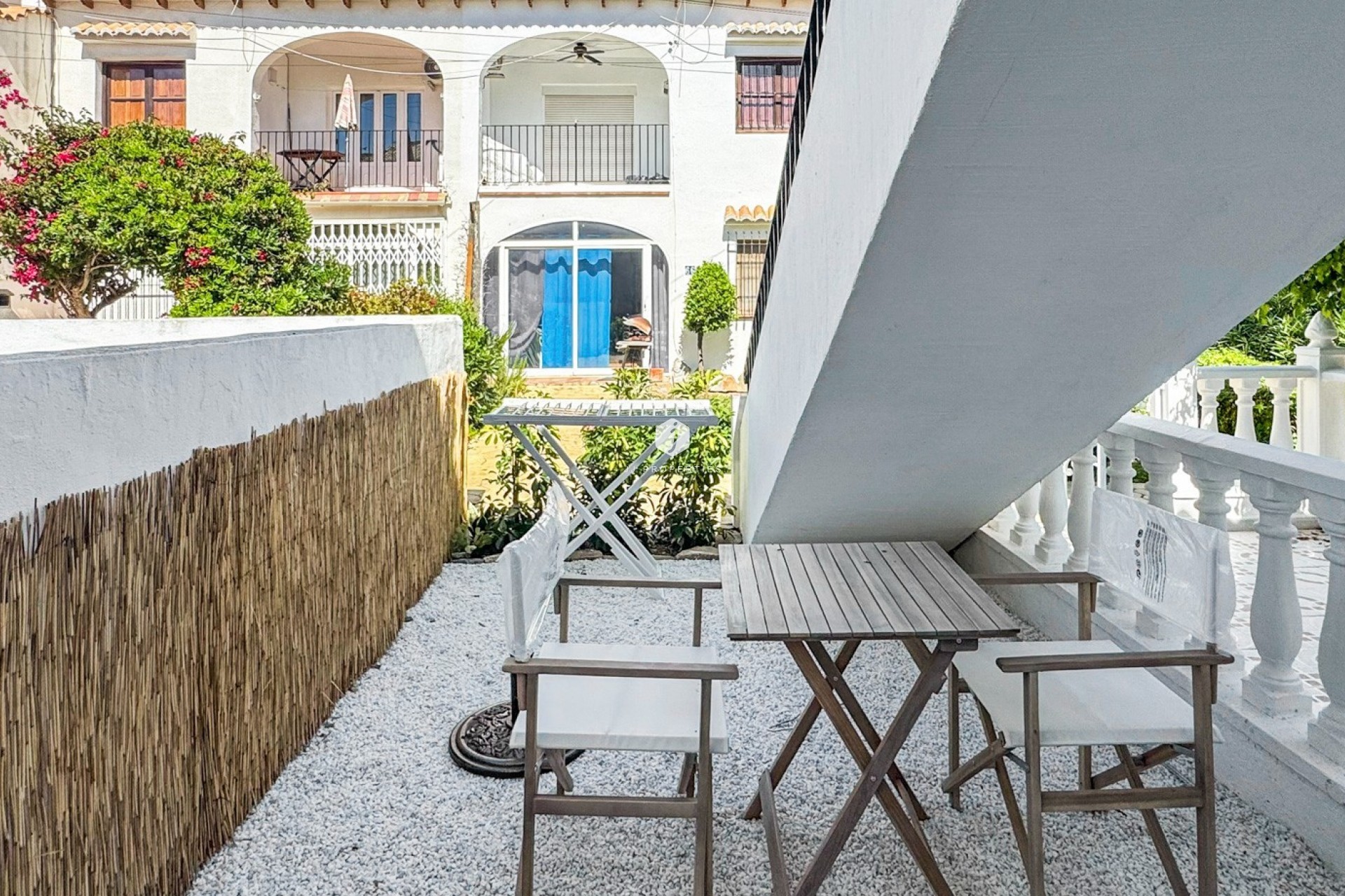 Resale - Bungalow -
Torrevieja - Costa Blanca