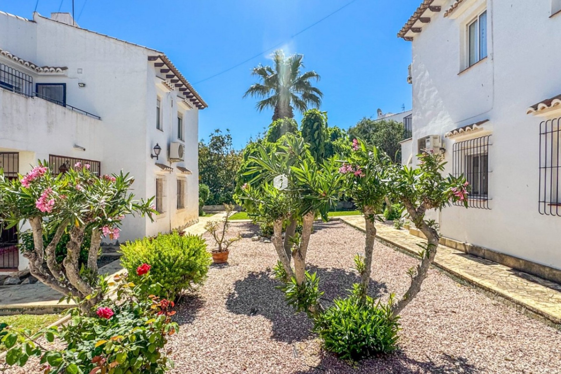 Resale - Bungalow -
Torrevieja - Costa Blanca