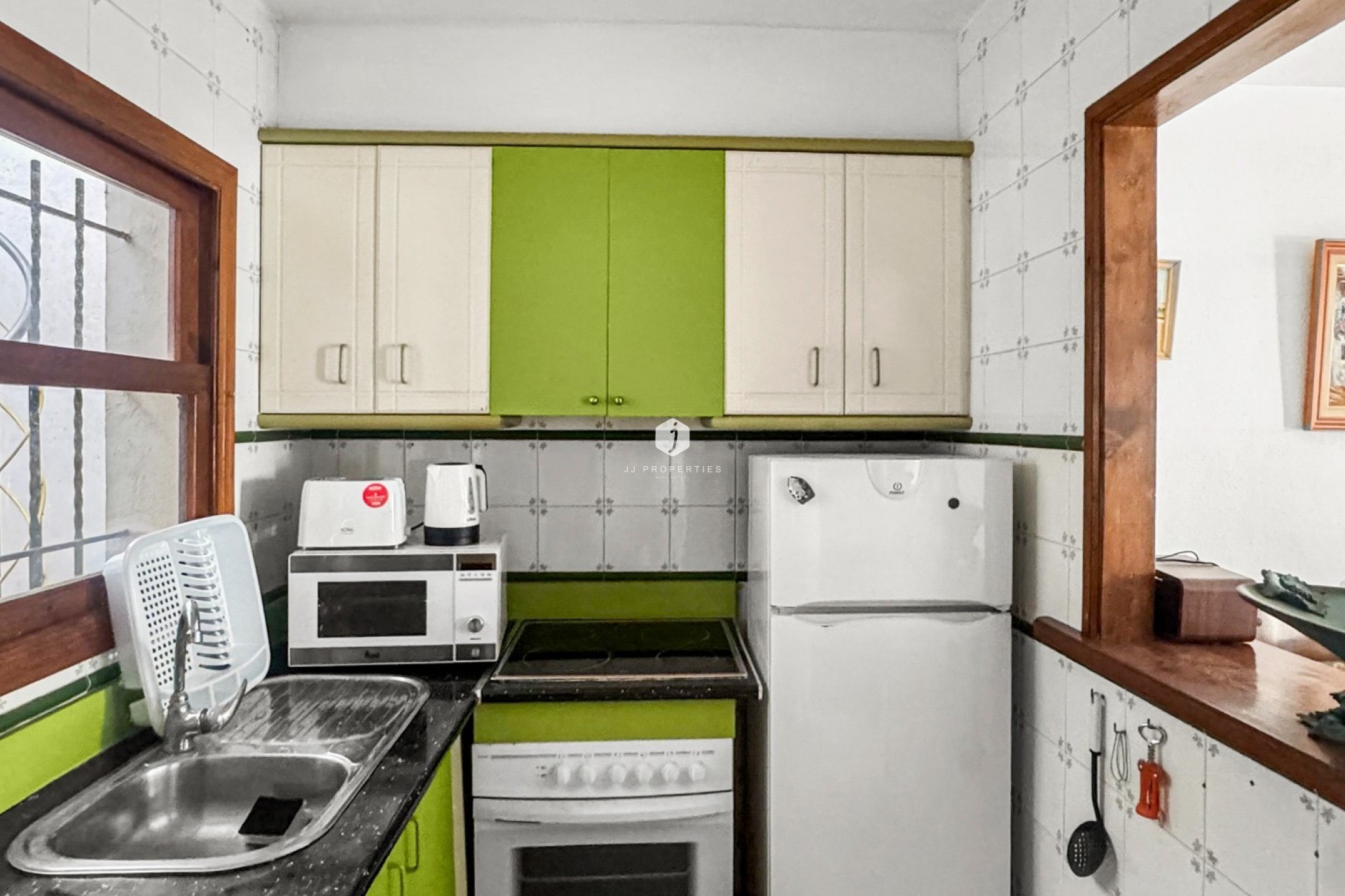 Resale - Bungalow -
Torrevieja - Costa Blanca