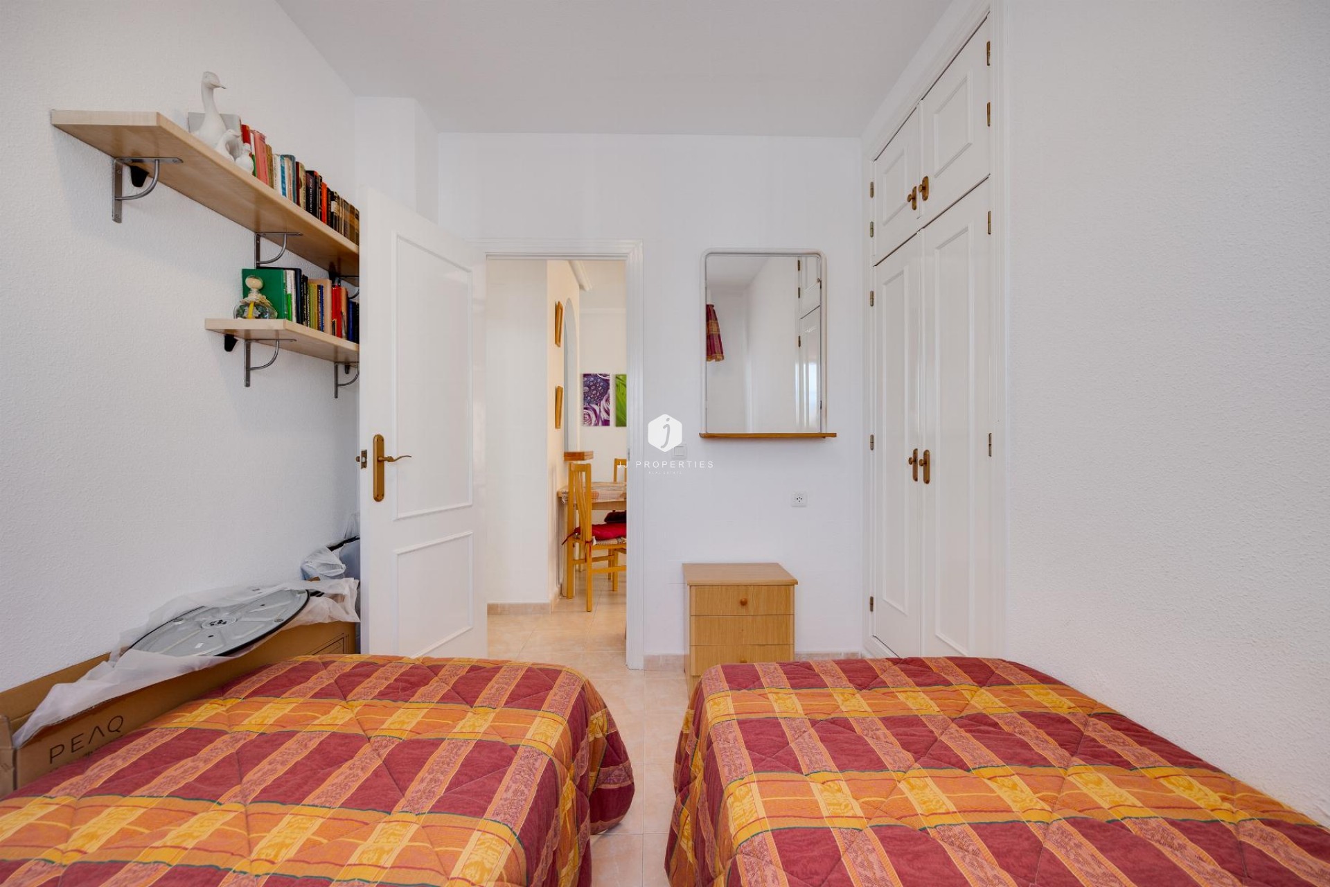 Resale - Bungalow -
Torrevieja - Costa Blanca