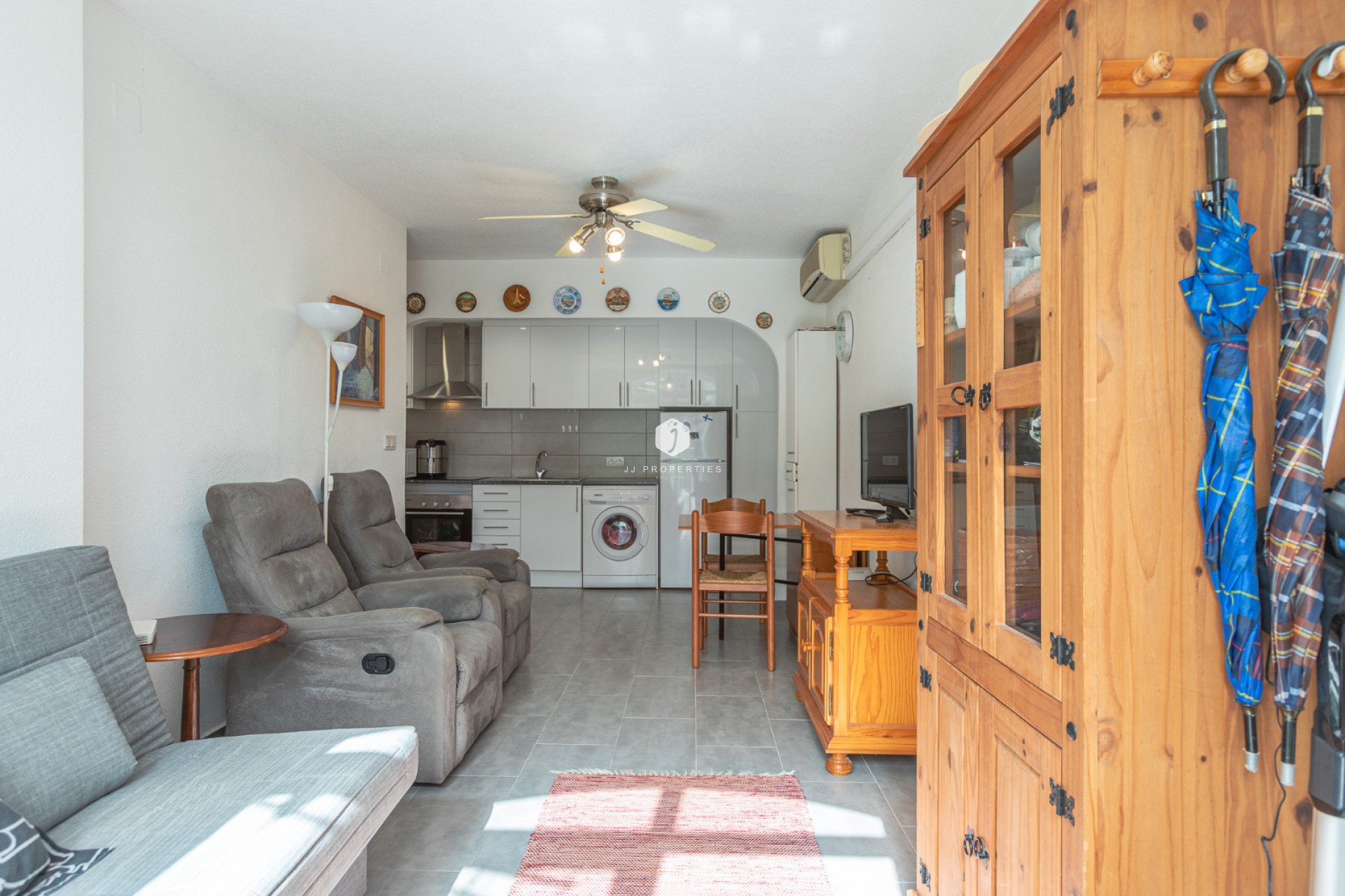 Resale - Bungalow -
Torrevieja - Costa Blanca