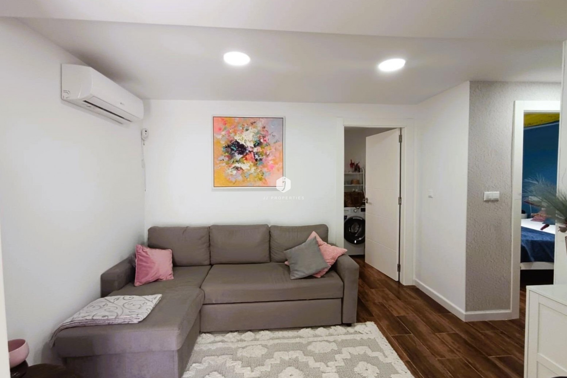 Resale - Bungalow -
Torrevieja - Costa Blanca