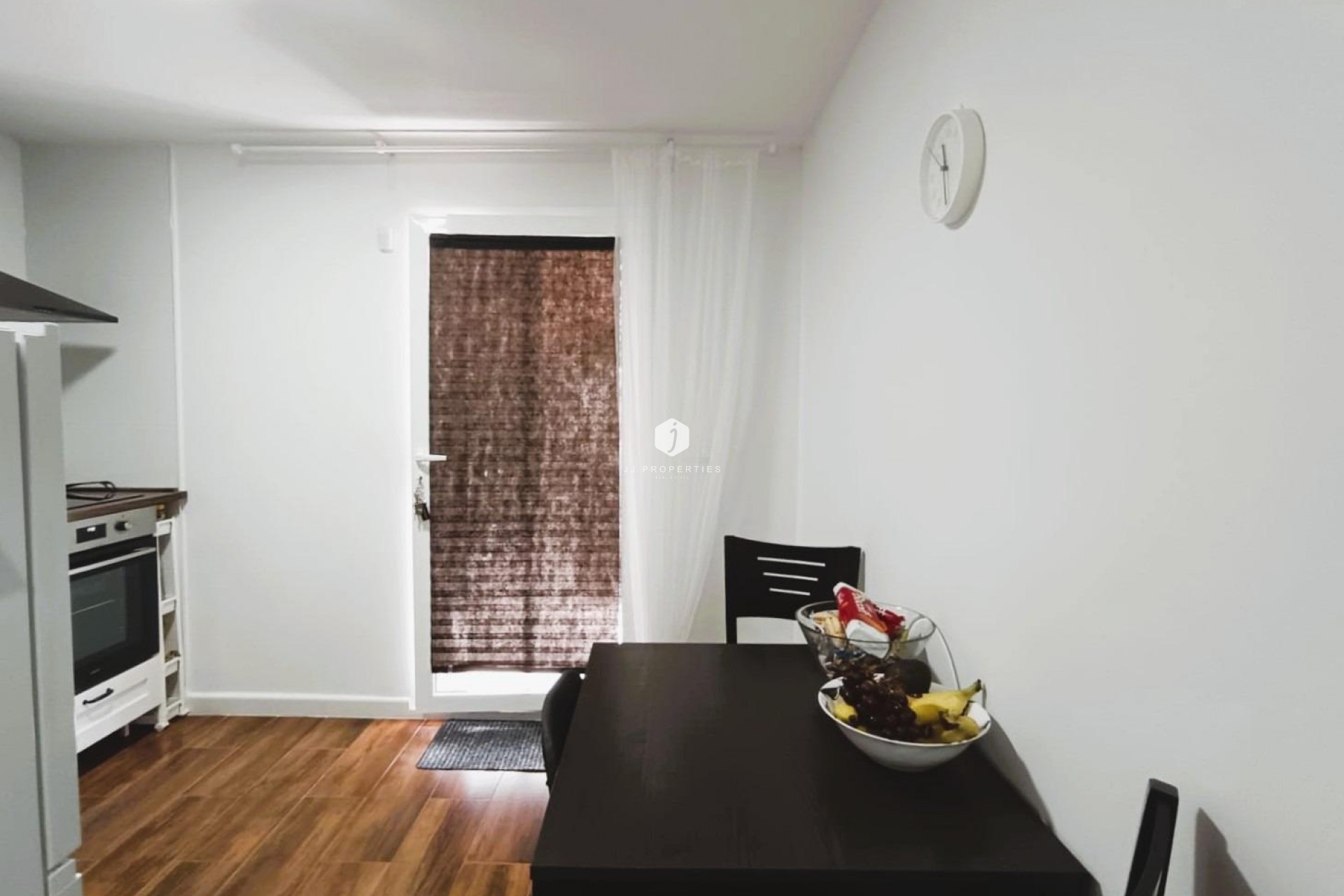 Resale - Bungalow -
Torrevieja - Costa Blanca