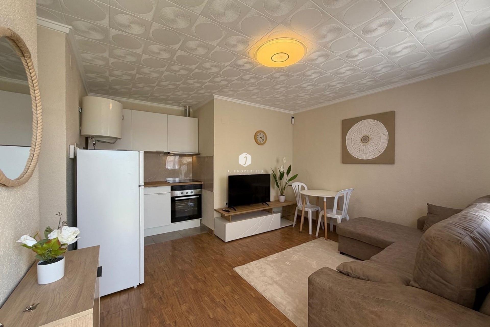 Resale - Bungalow -
Torrevieja - El Limonar