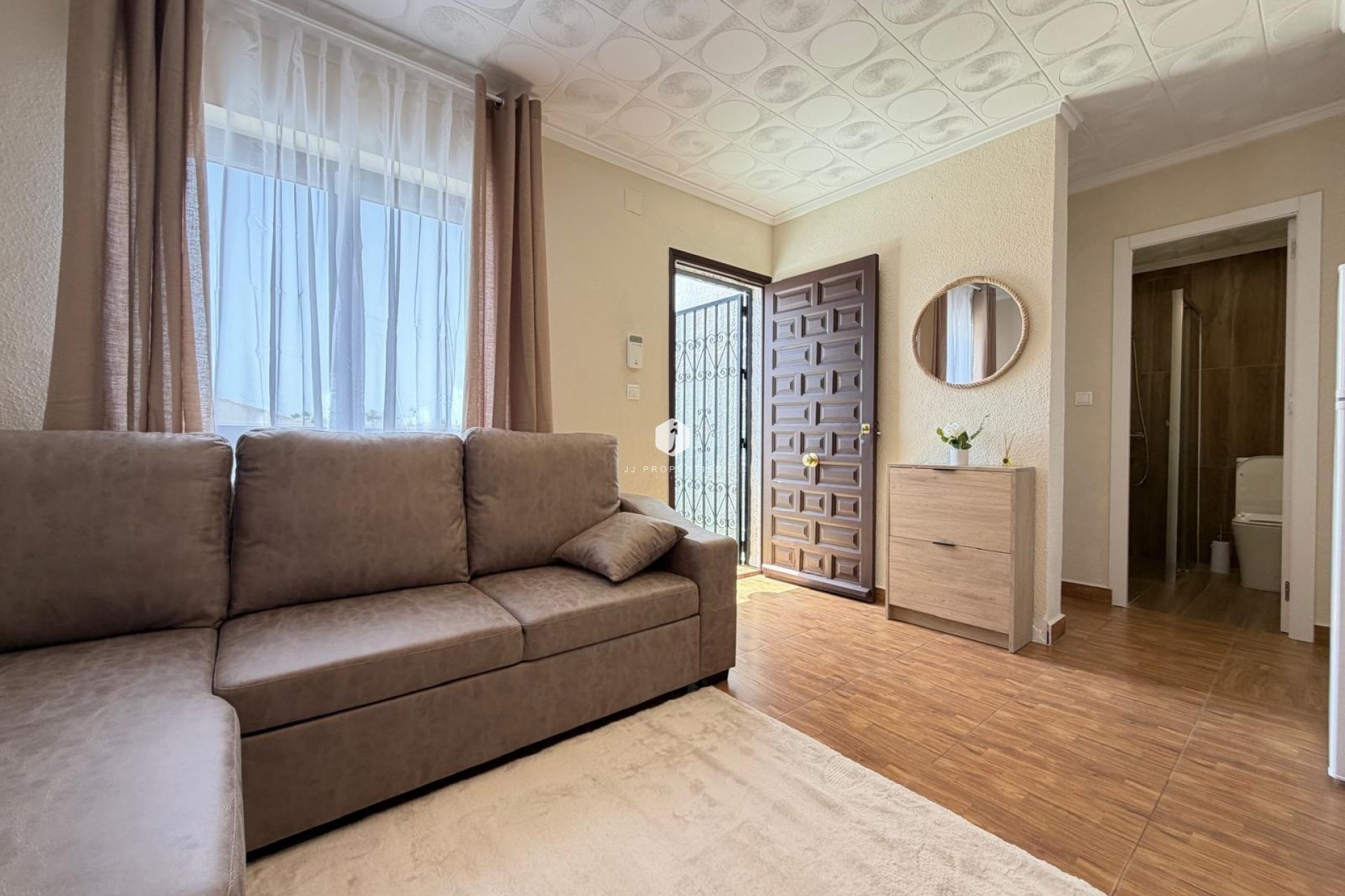 Resale - Bungalow -
Torrevieja - El Limonar