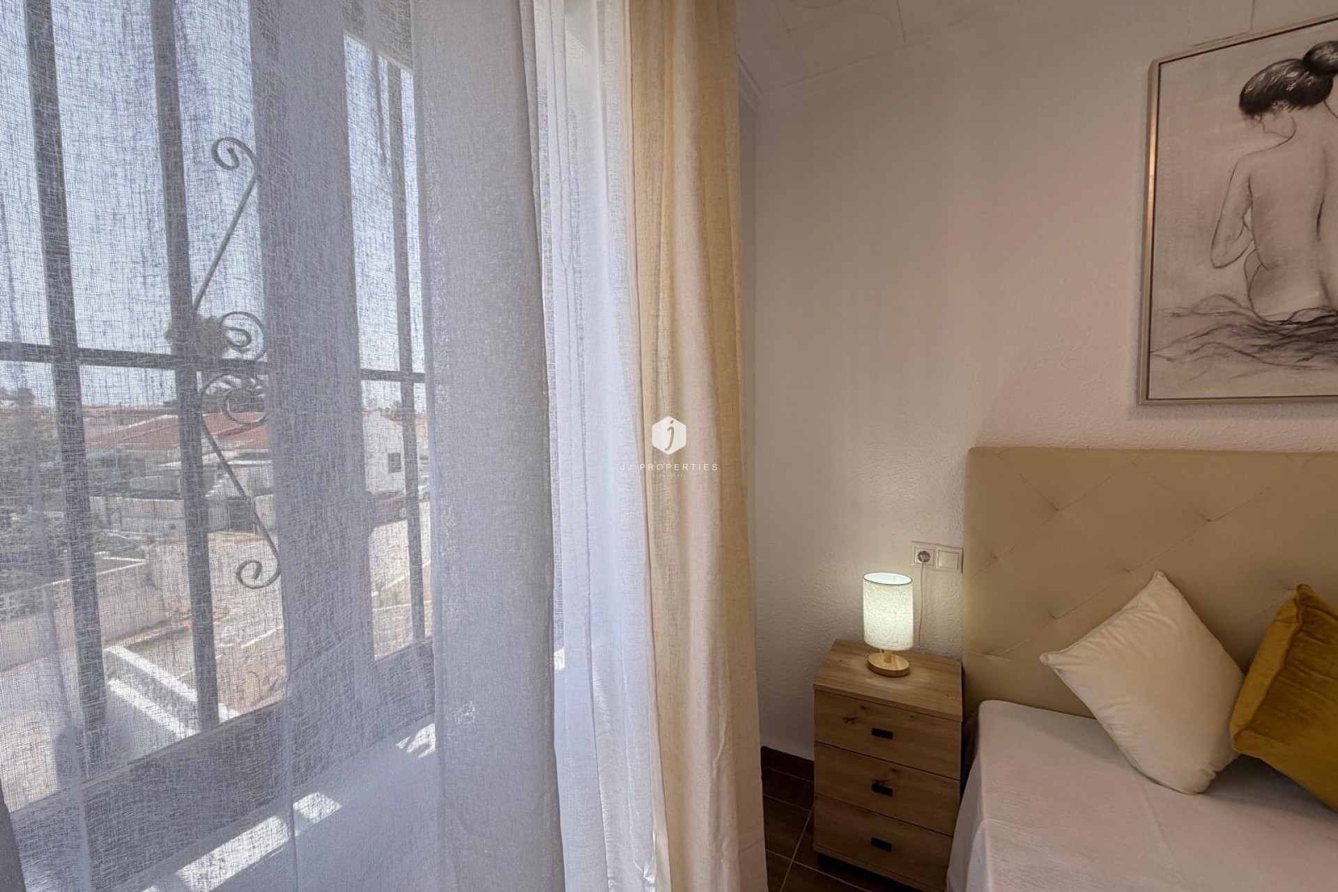 Resale - Bungalow -
Torrevieja - El Limonar