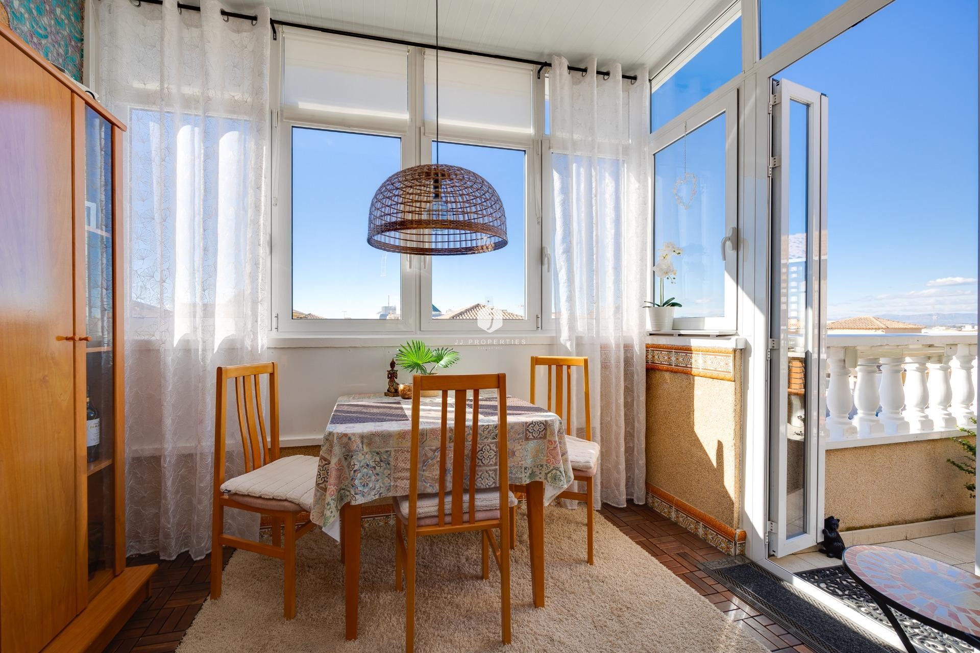 Resale - Bungalow -
Torrevieja - El molino