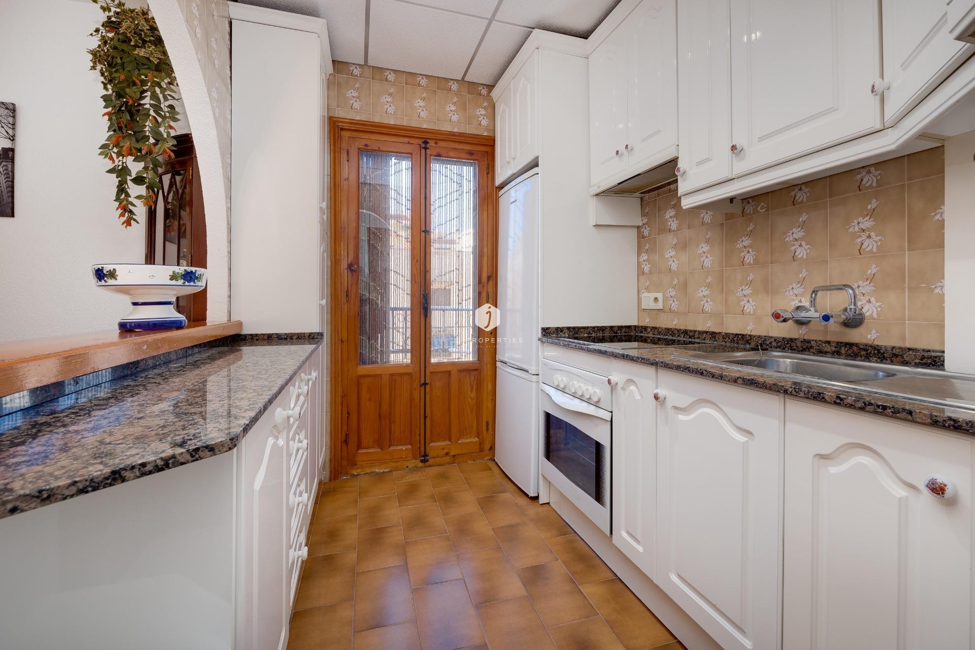 Resale - Bungalow -
Torrevieja - La Mata