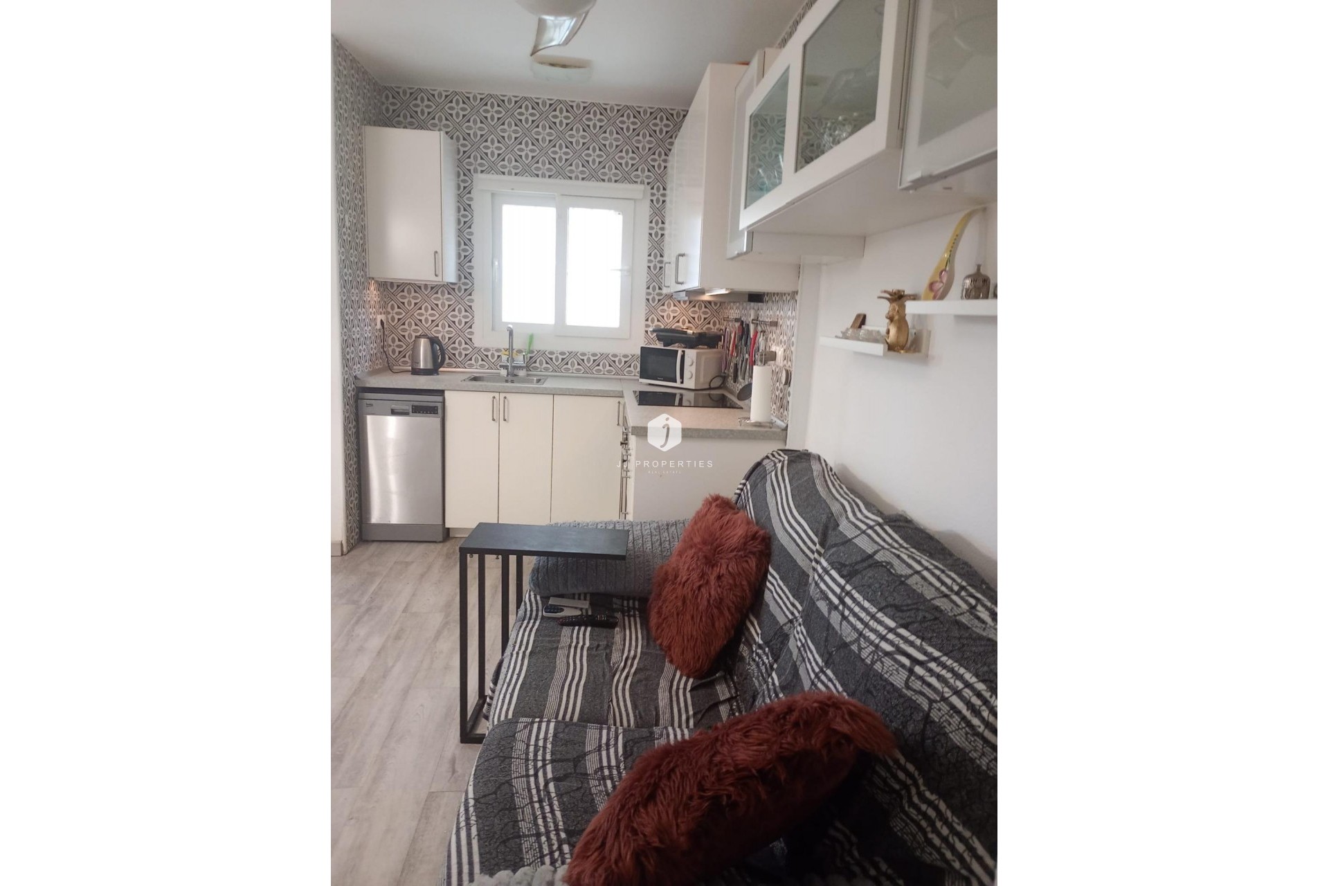 Resale - Bungalow -
Torrevieja - La Siesta - El Salado - Torreta