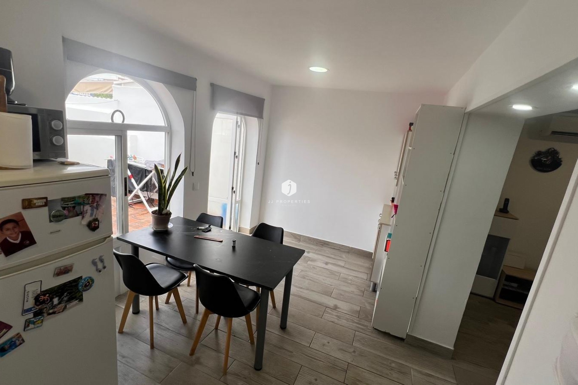 Resale - Bungalow -
Torrevieja - La Siesta - El Salado - Torreta