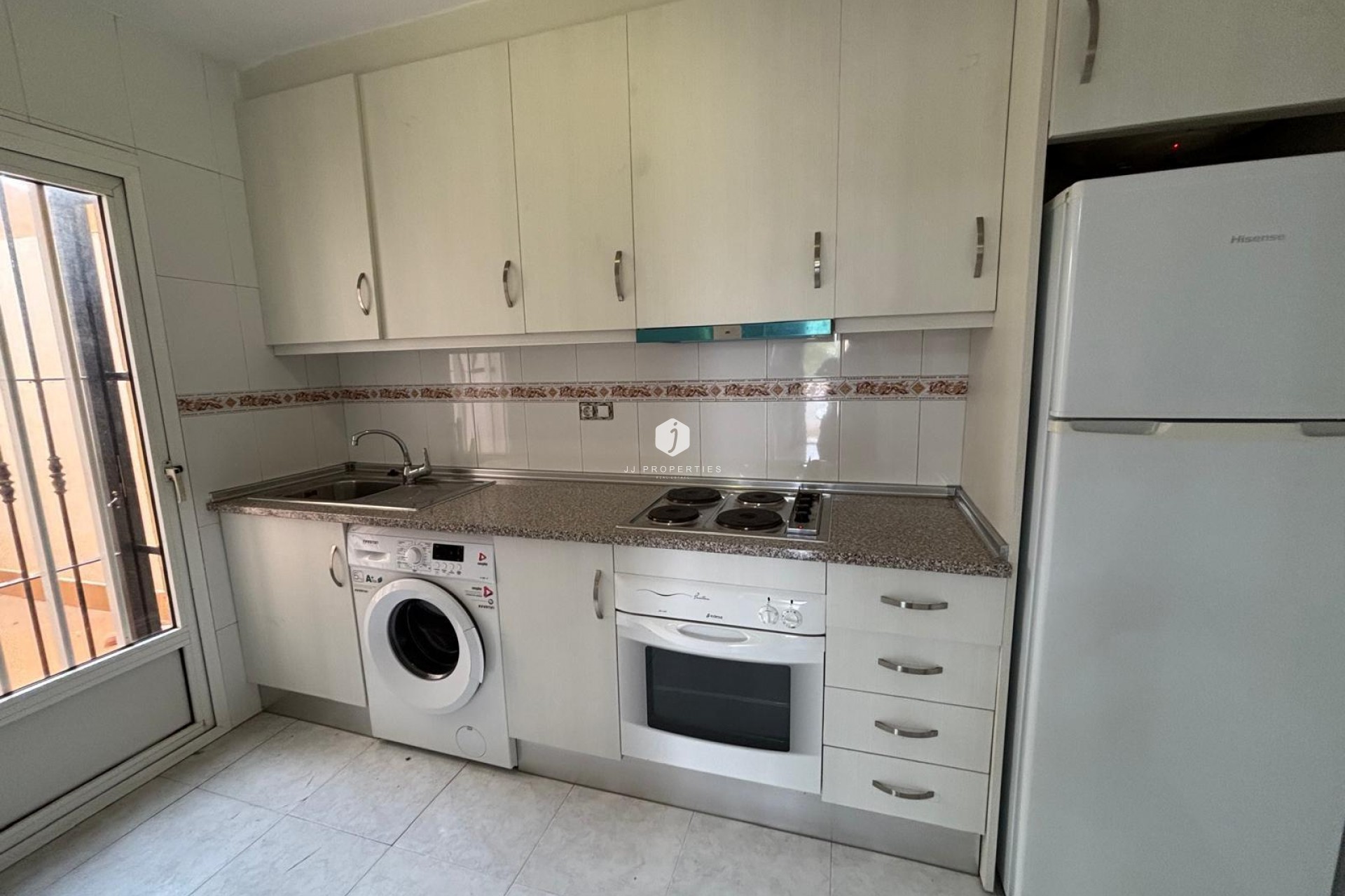 Resale - Bungalow -
Torrevieja - La Siesta - El Salado - Torreta