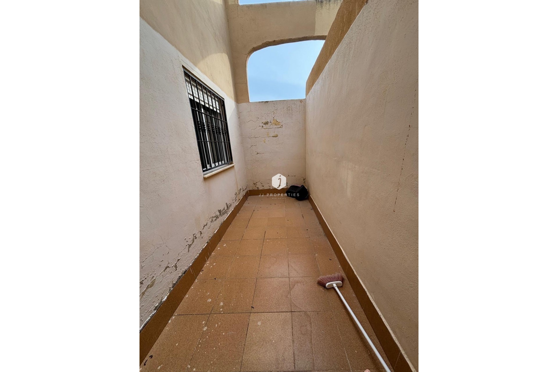 Resale - Bungalow -
Torrevieja - La Siesta - El Salado - Torreta