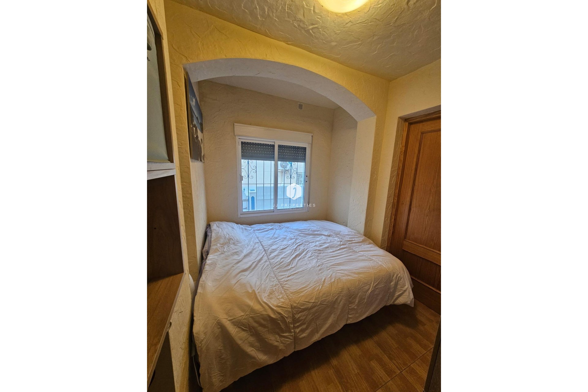 Resale - Bungalow -
Torrevieja - Lago Jardin