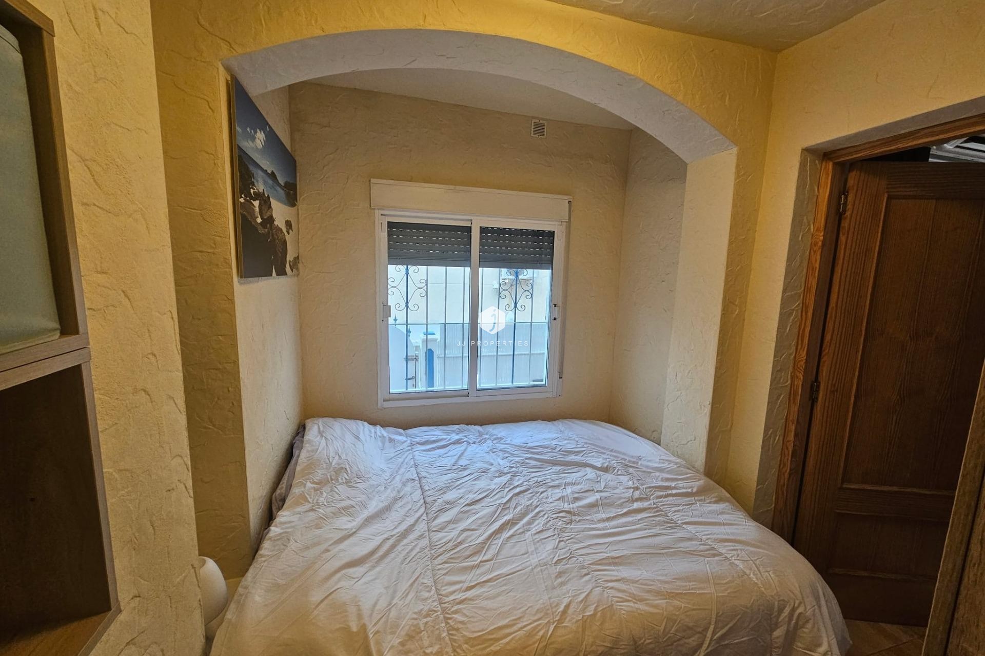 Resale - Bungalow -
Torrevieja - Lago Jardin