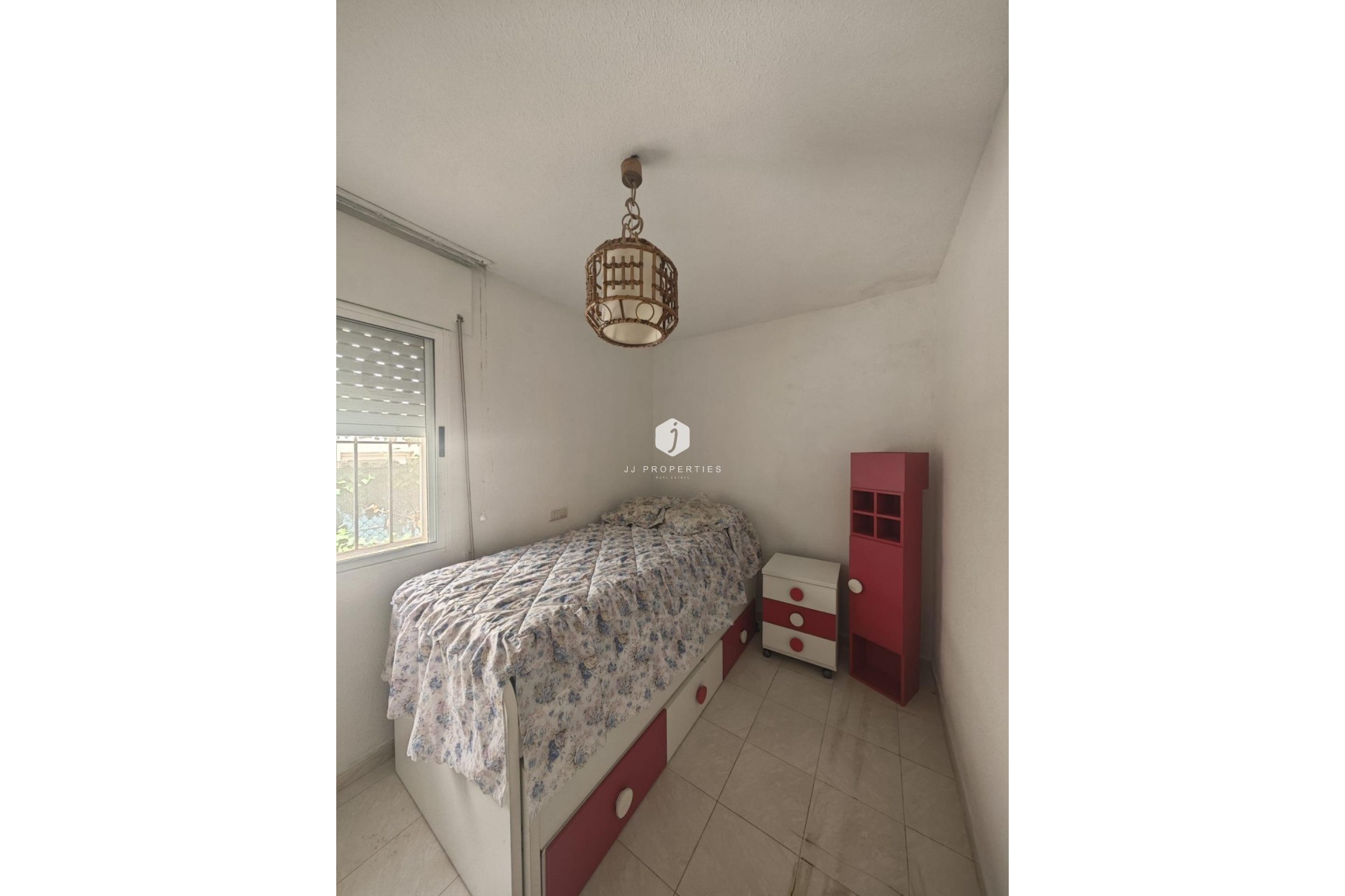 Resale - Bungalow -
Torrevieja - Los Balcones - Los Altos del Edén