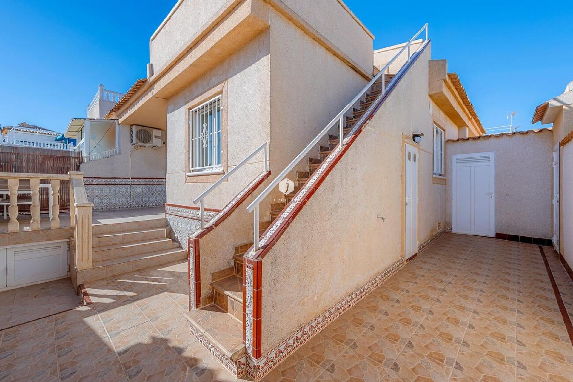 Resale - Bungalow -
Torrevieja - Los Balcones