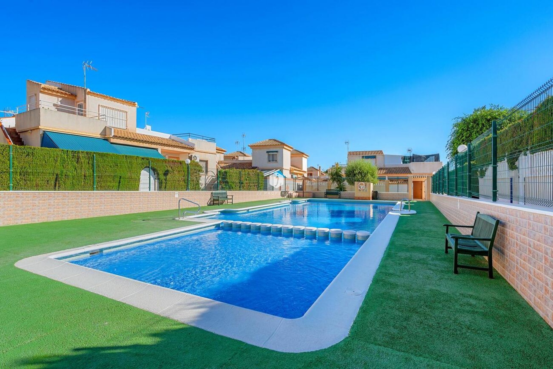 Resale - Bungalow -
Torrevieja - Los Balcones