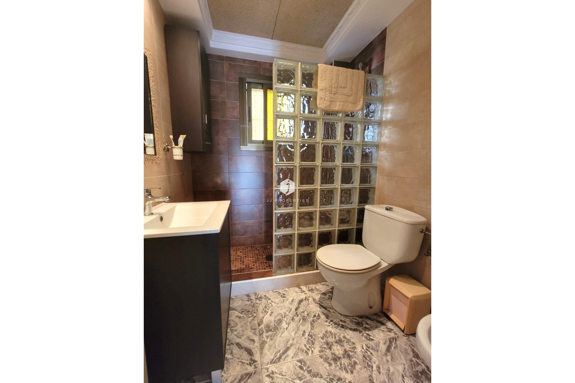 Resale - Bungalow -
Torrevieja - Los Frutales