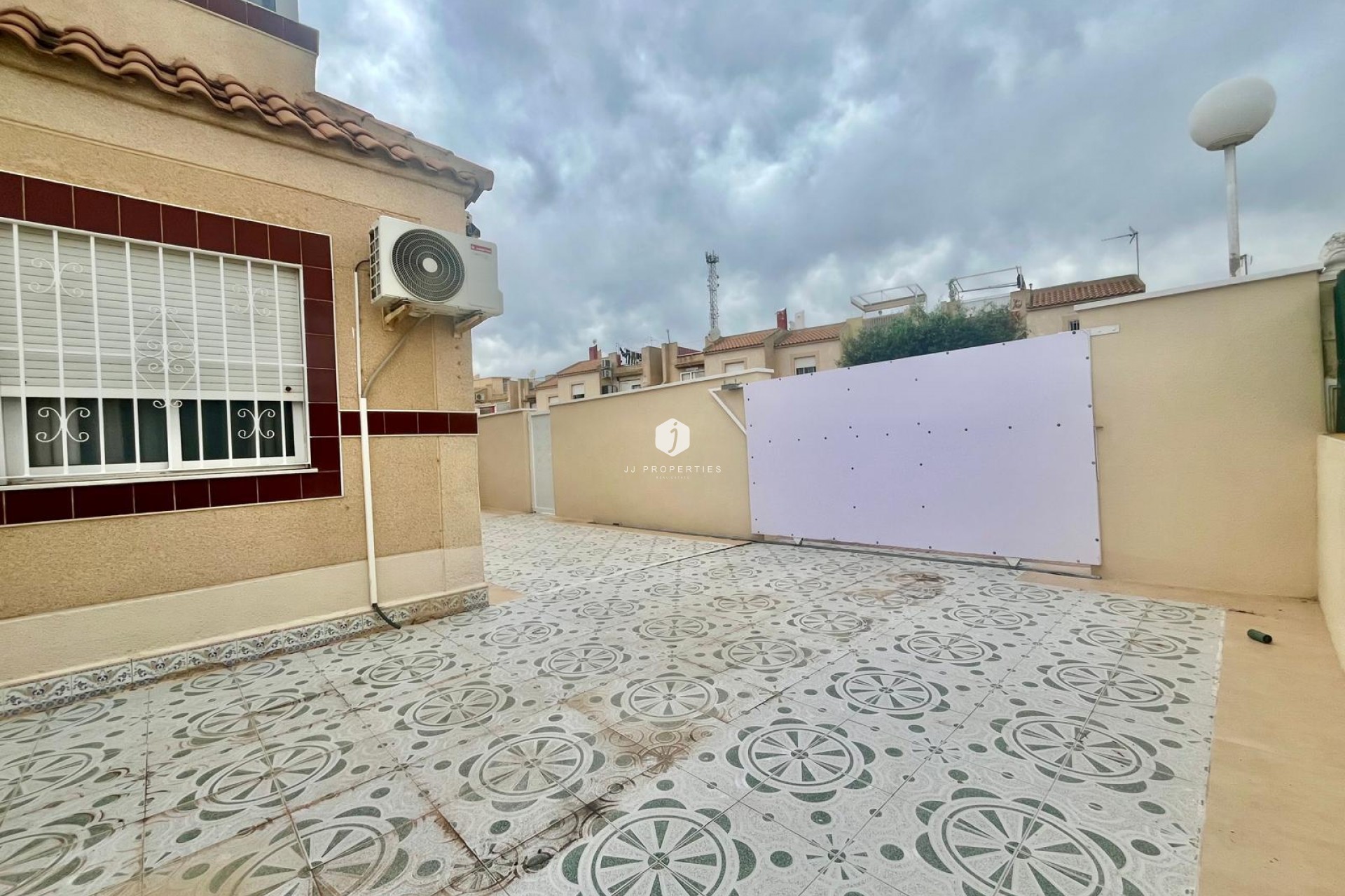 Resale - Bungalow -
Torrevieja - Paraje Natural