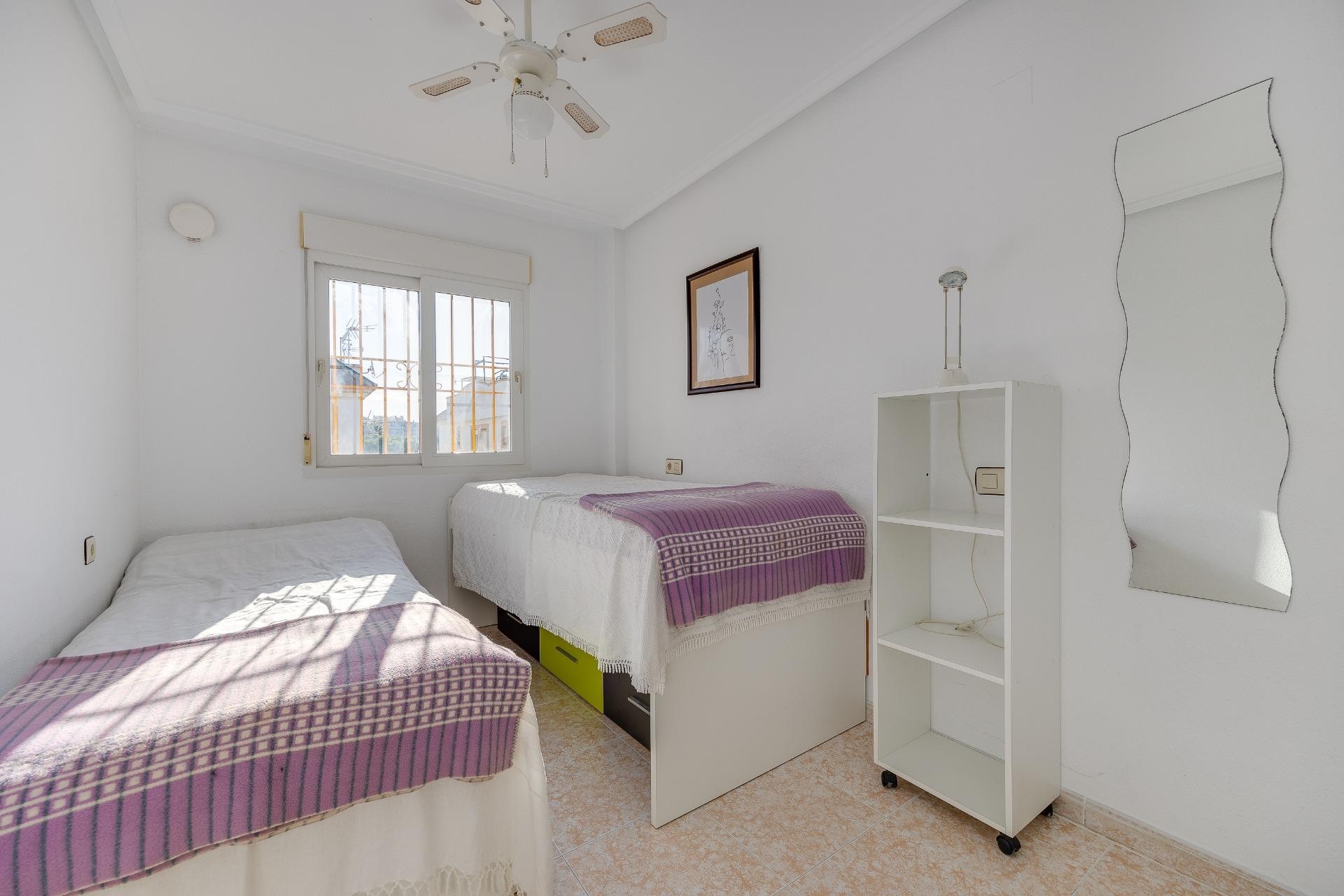 Resale - Bungalow -
Torrevieja - Parque las naciones