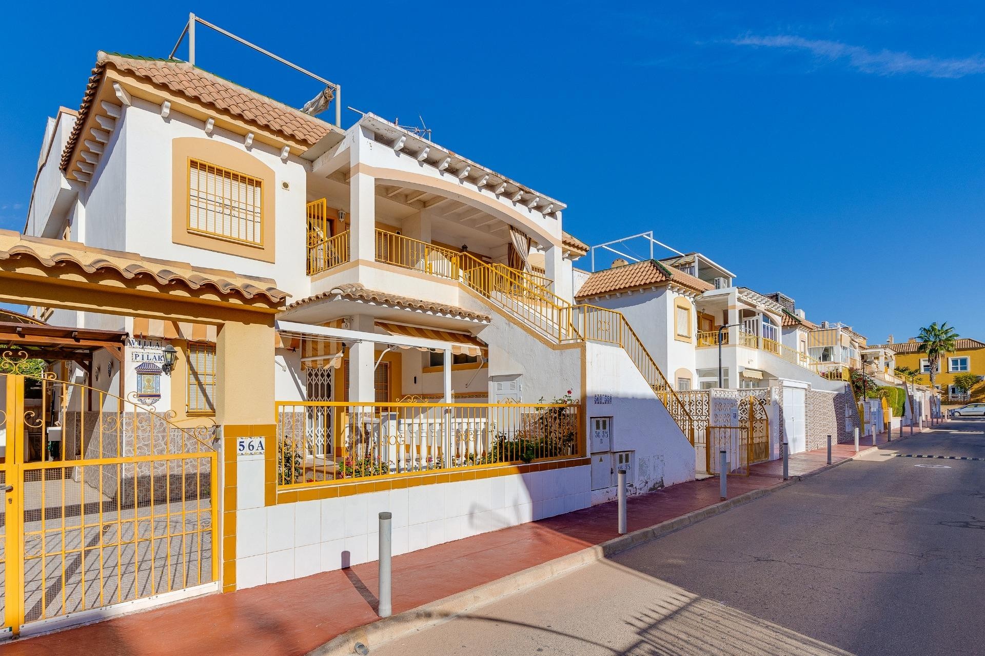 Resale - Bungalow -
Torrevieja - Parque las naciones