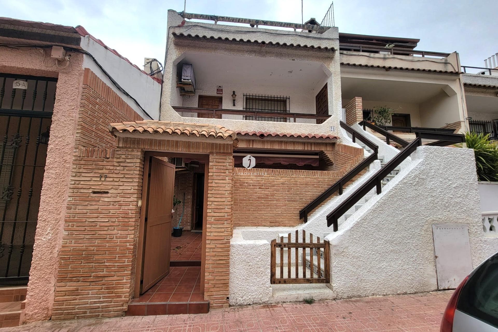Resale - Bungalow -
Torrevieja - Playa de los Locos