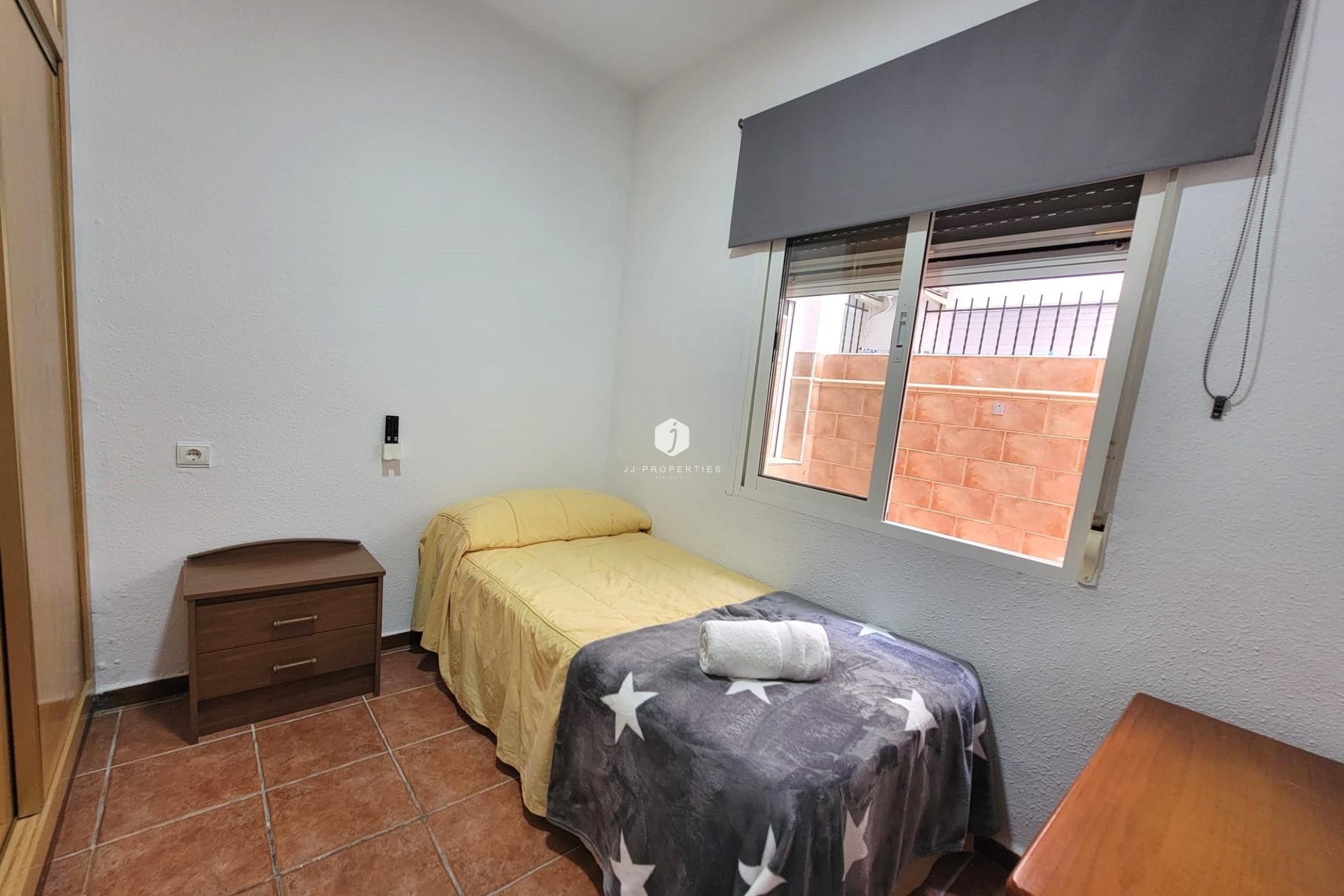 Resale - Bungalow -
Torrevieja - Playa de los Locos