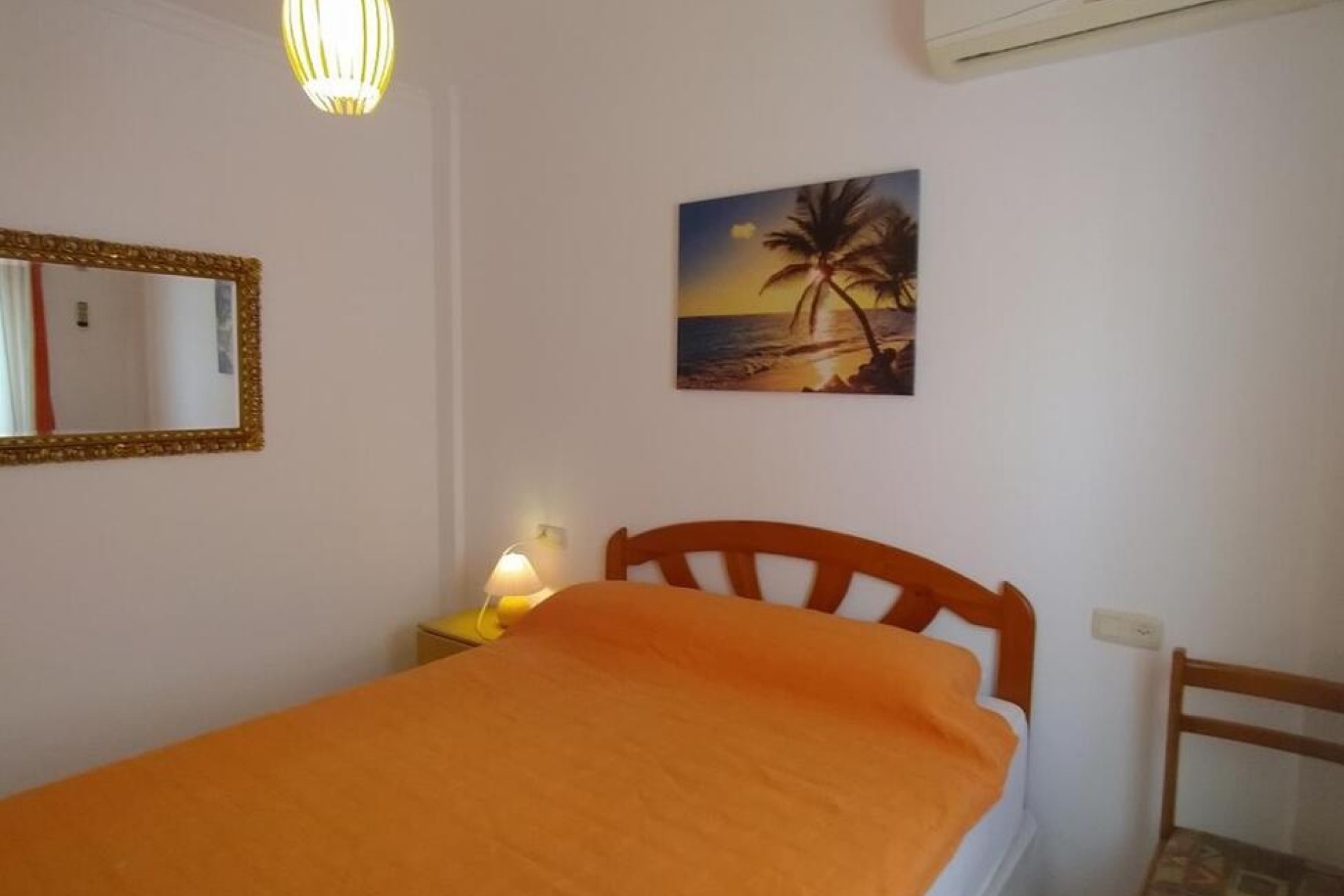 Resale - Bungalow -
Torrevieja - Torreblanca